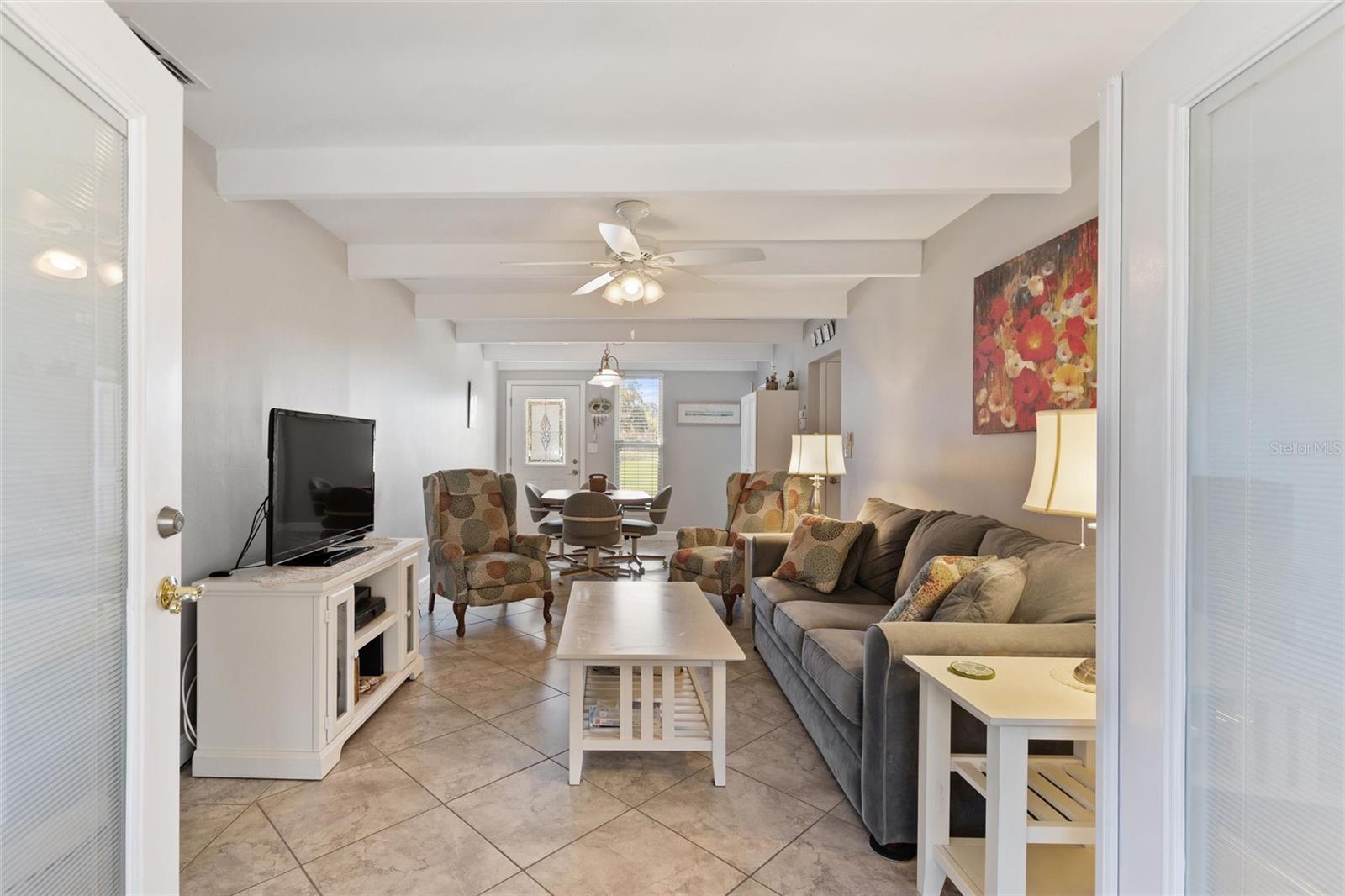 LAKESHORE CLUB - Residential