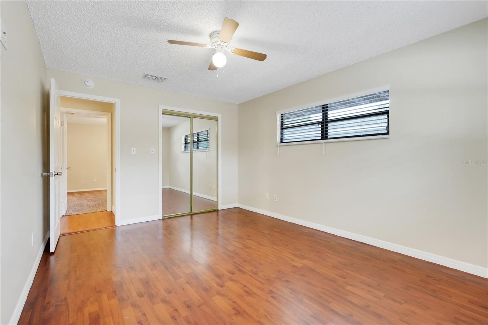 BROOKHOLLOW - Residential