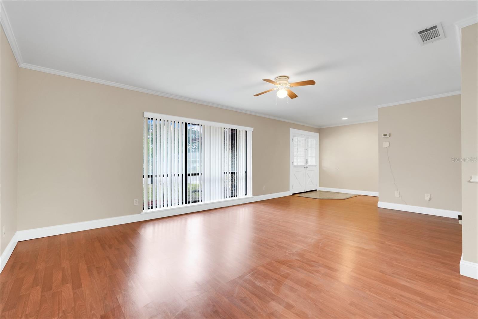 BROOKHOLLOW - Residential