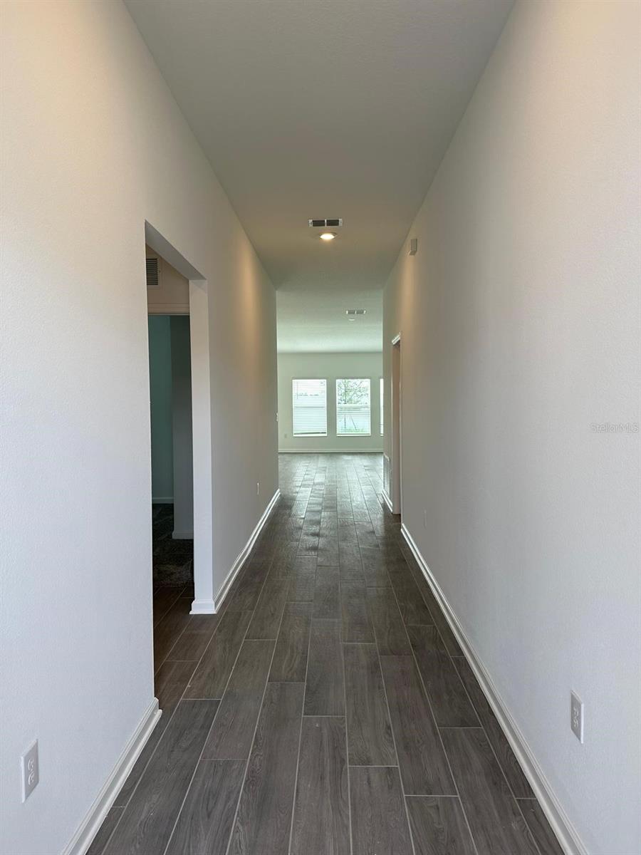 RANCHES/LK MCLEOD I - Residential