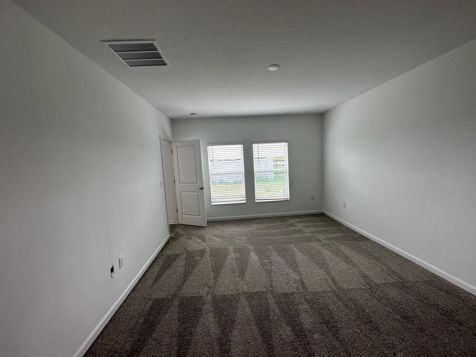 RANCHES/LK MCLEOD I - Residential