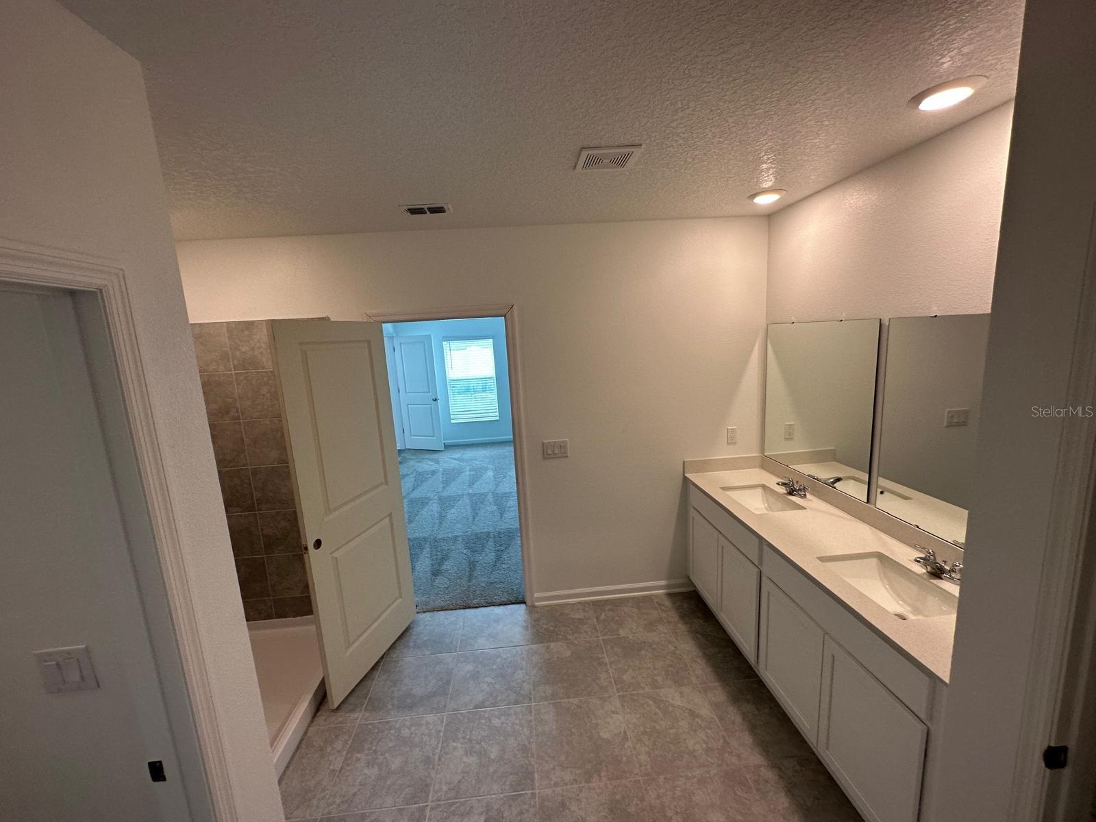 RANCHES/LK MCLEOD I - Residential