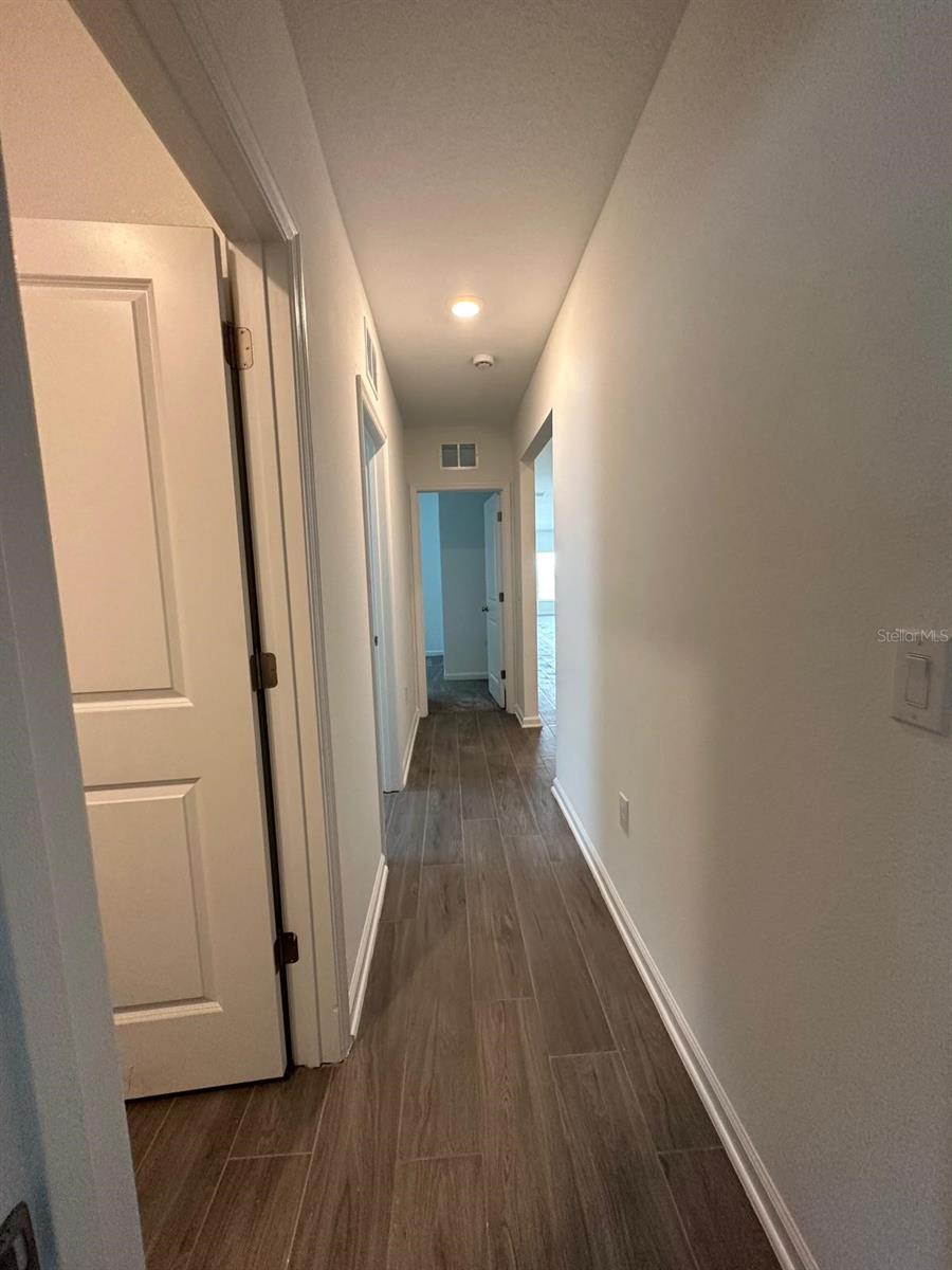 RANCHES/LK MCLEOD I - Residential