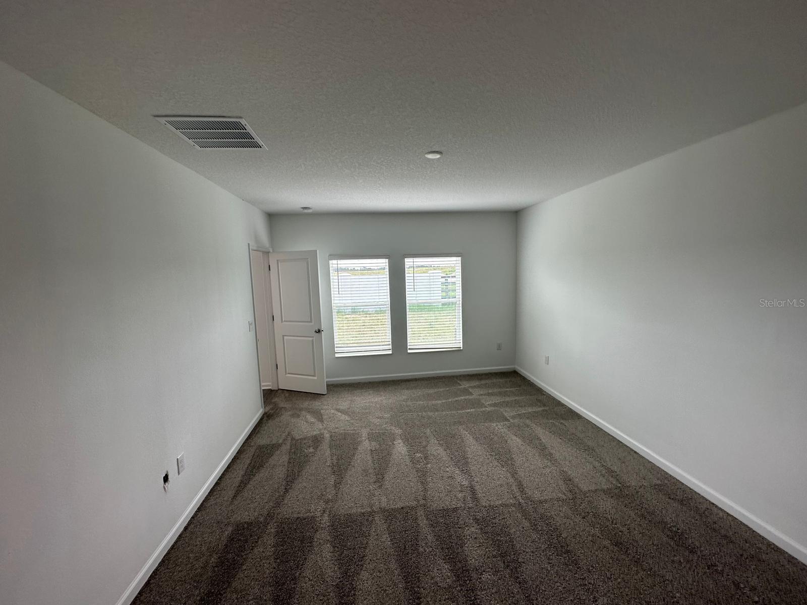 RANCHES/LK MCLEOD I - Residential