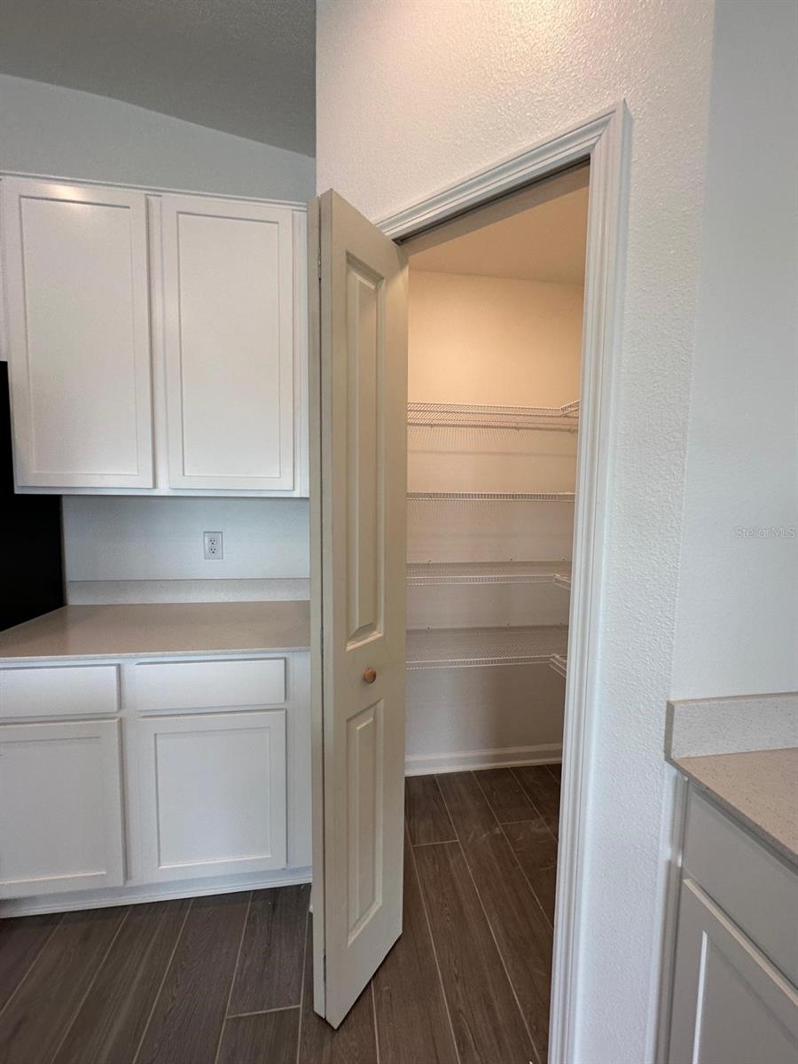 RANCHES/LK MCLEOD I - Residential