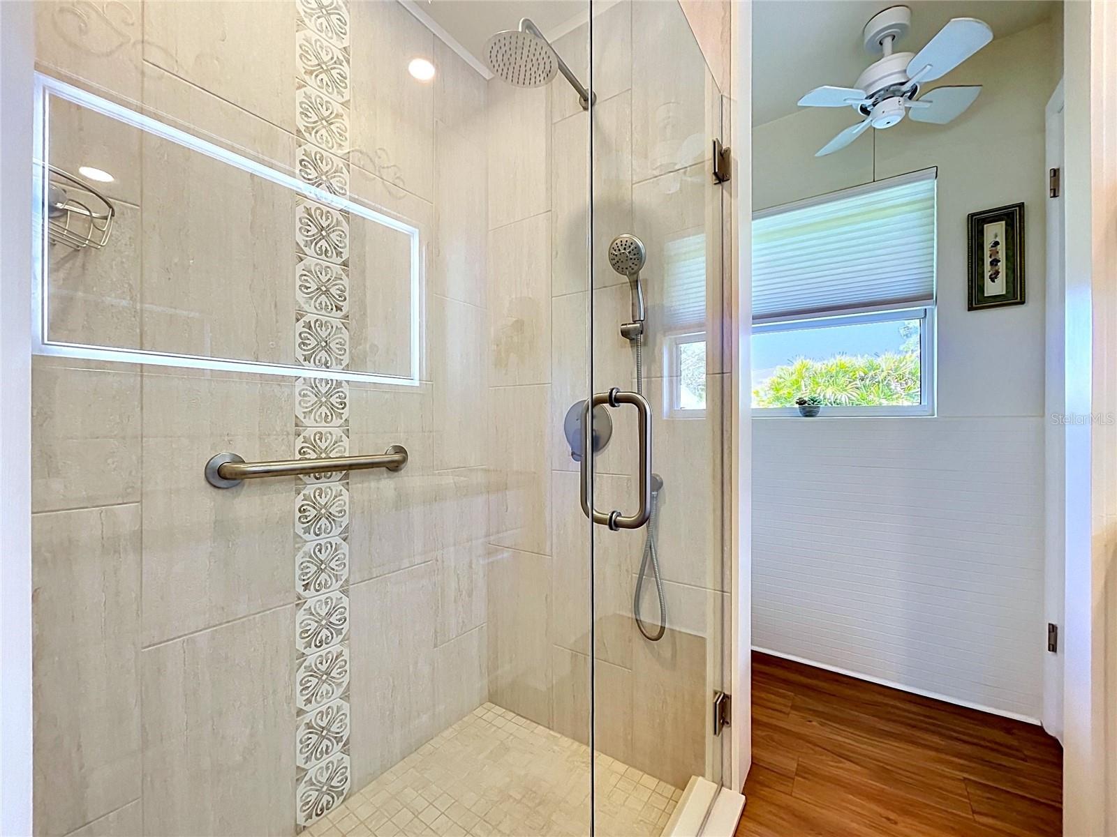 MIDWAY ACRES - Residential