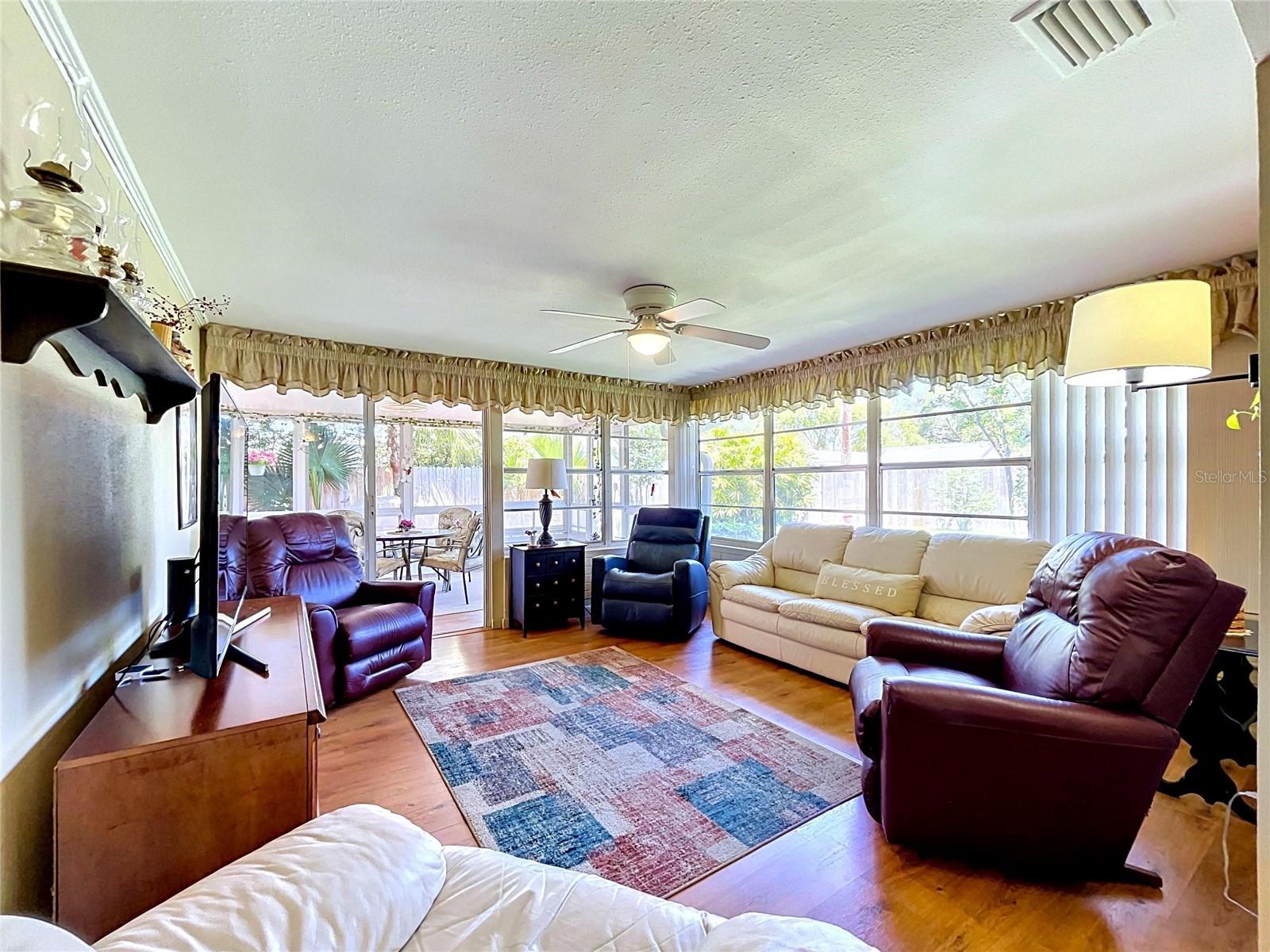 MIDWAY ACRES - Residential