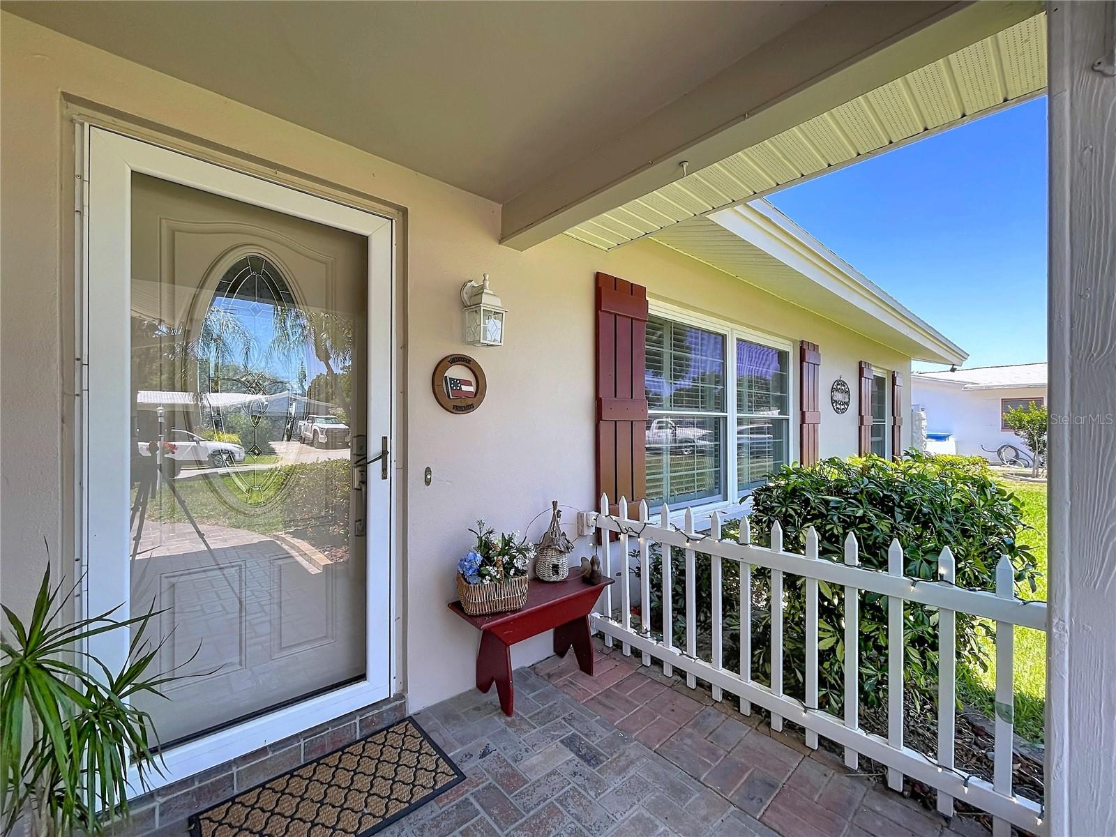 1858 PARADISE LANE