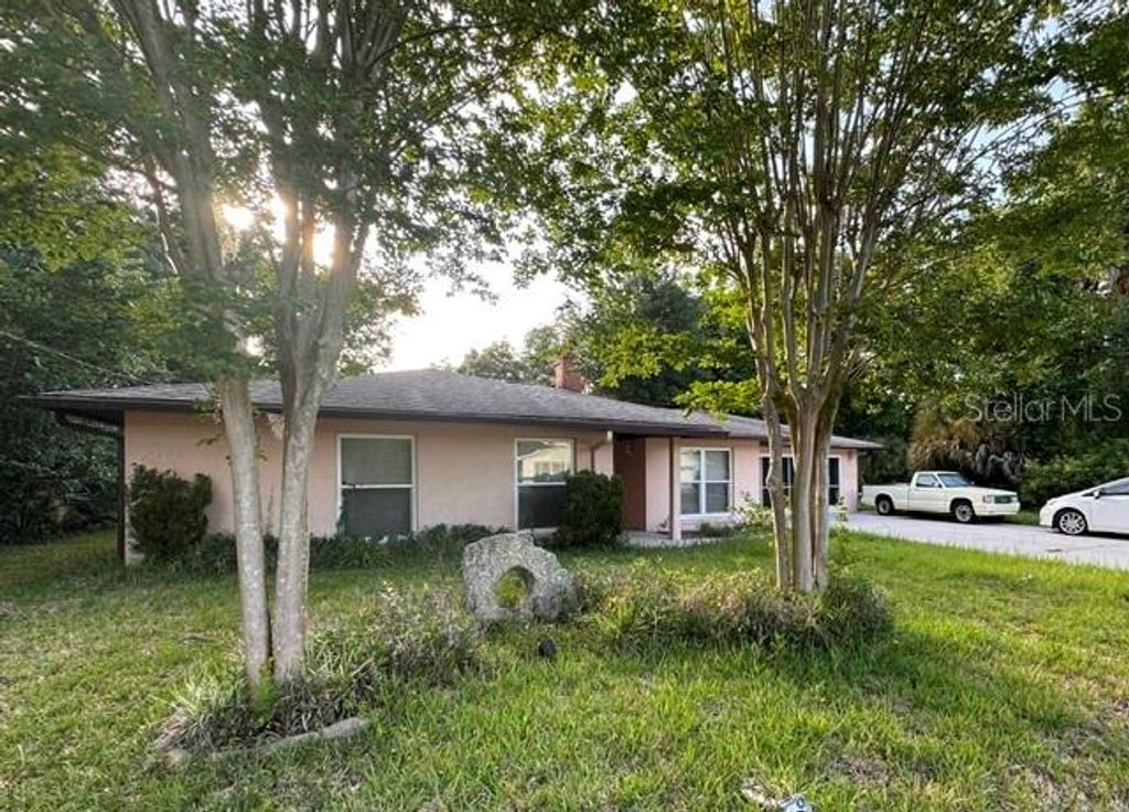 Photo of 32 Fort Caroline Lane, Palm Coast, FL 32137 (MLS # FC318660)