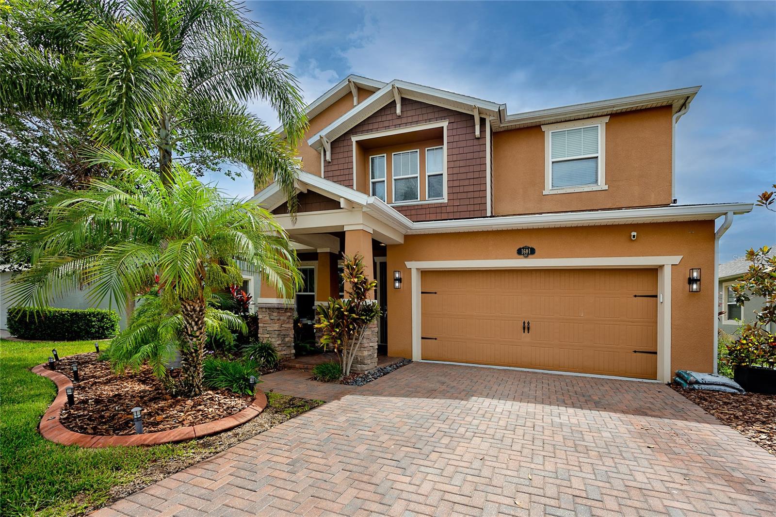 1601 FOX GRAPE LOOP