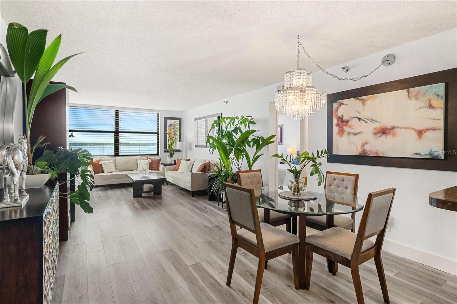 6265 SUN BOULEVARD 1201
