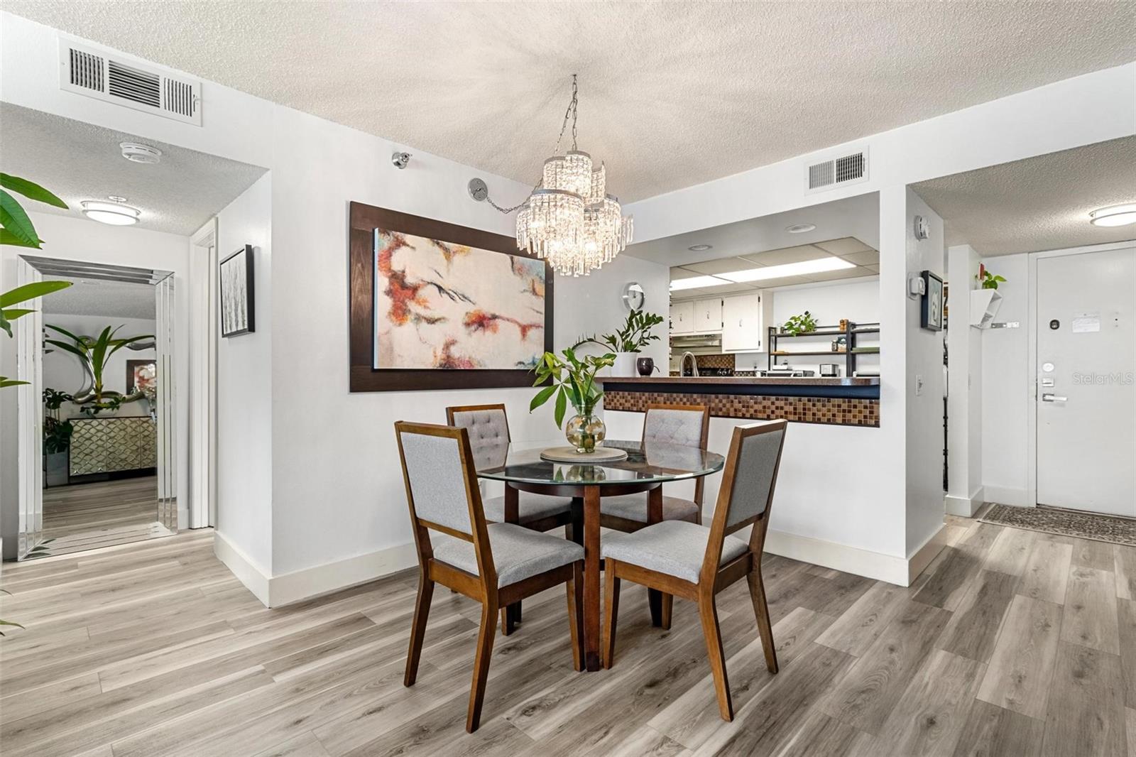 6265 SUN BOULEVARD 1201