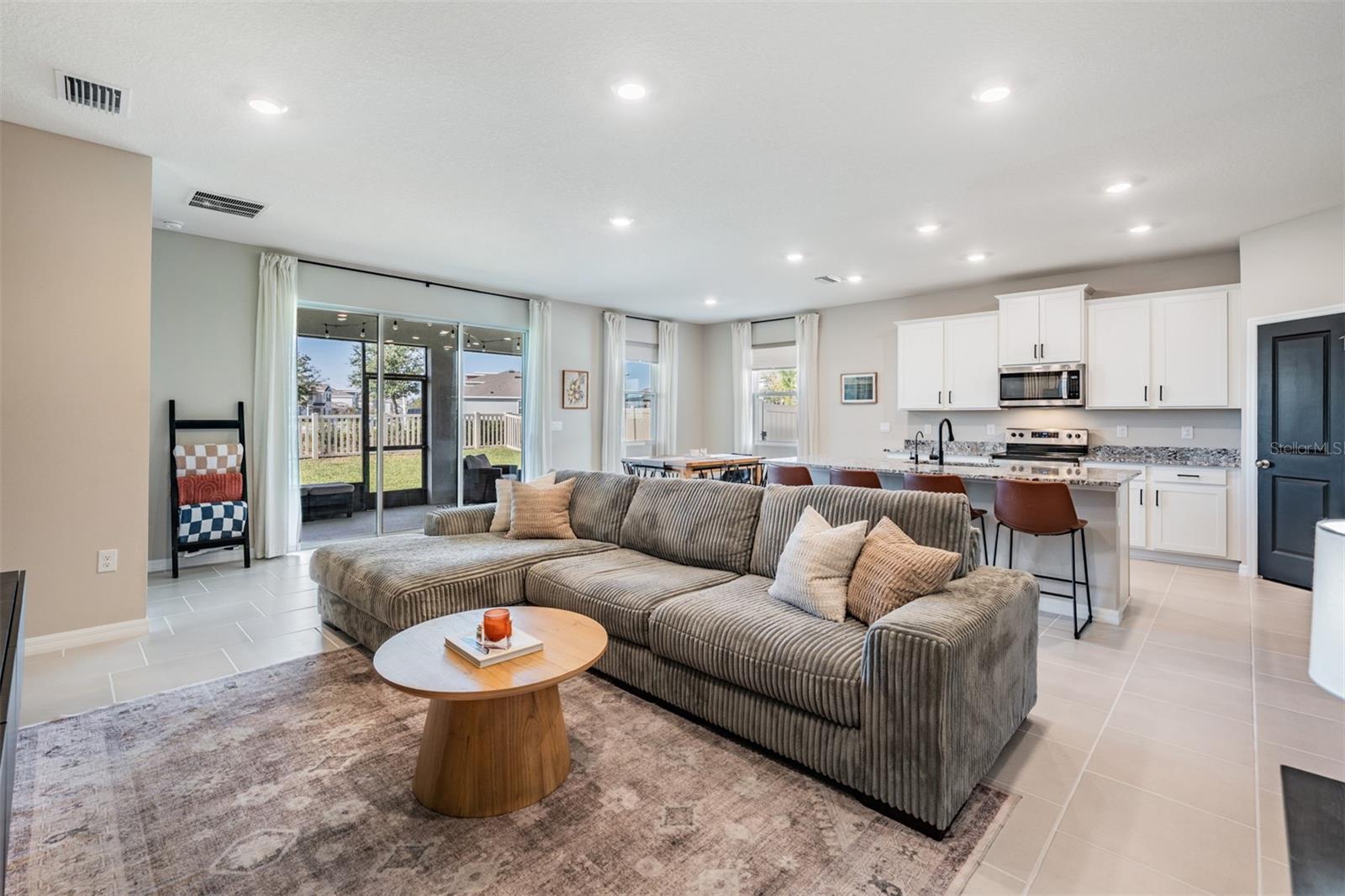 EPPERSON NORTH - Residential Lease