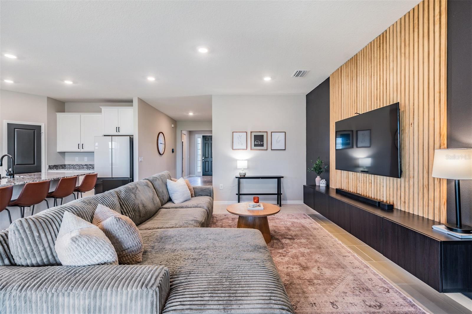 EPPERSON NORTH - Residential Lease