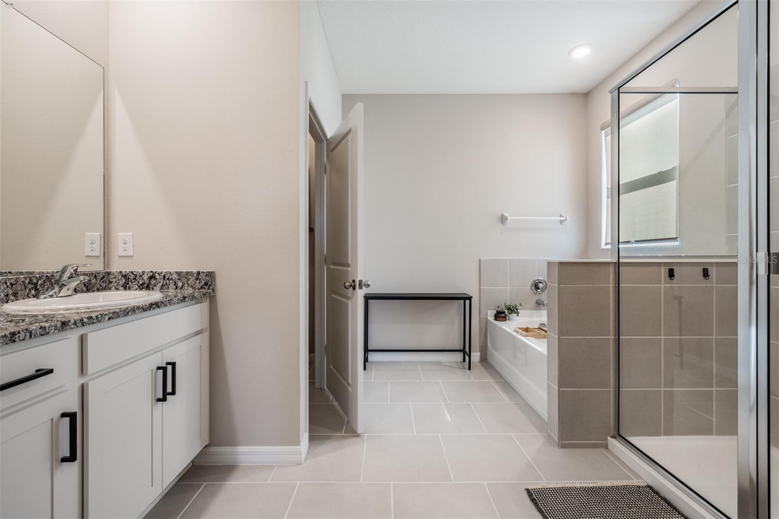 EPPERSON NORTH - Residential Lease