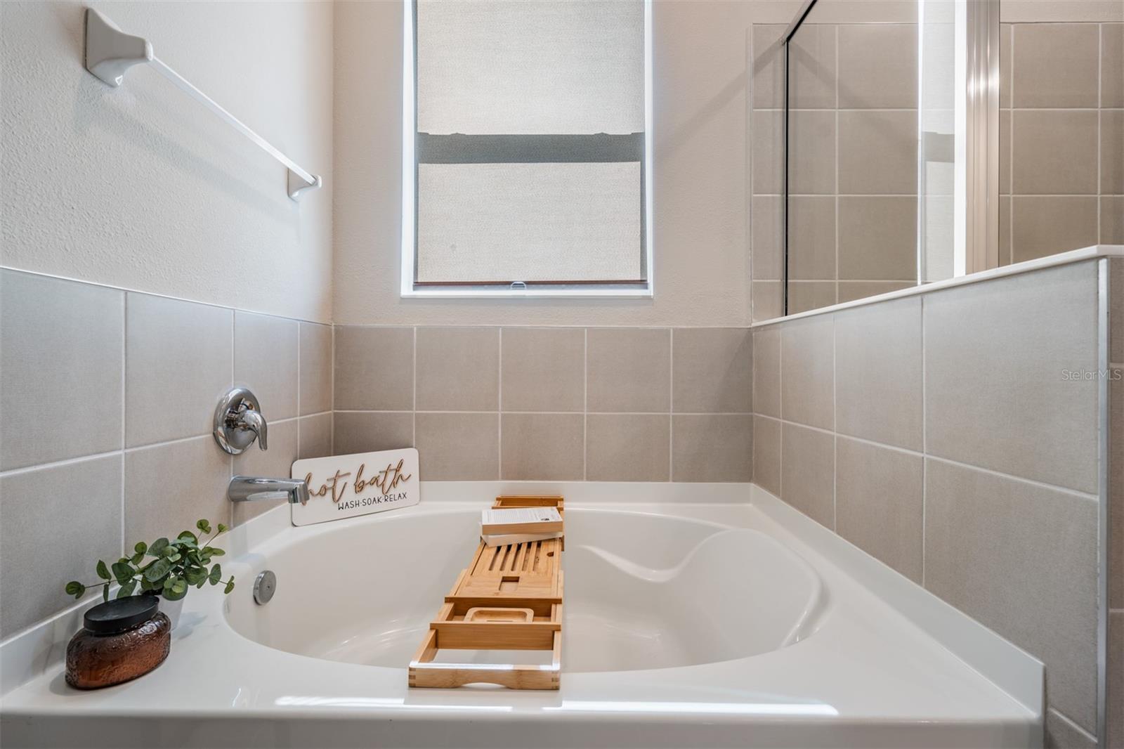 EPPERSON NORTH - Residential Lease