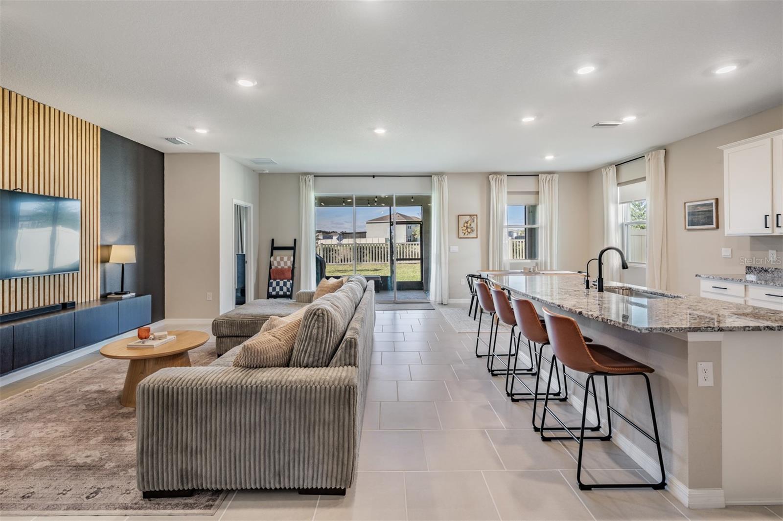 EPPERSON NORTH - Residential Lease