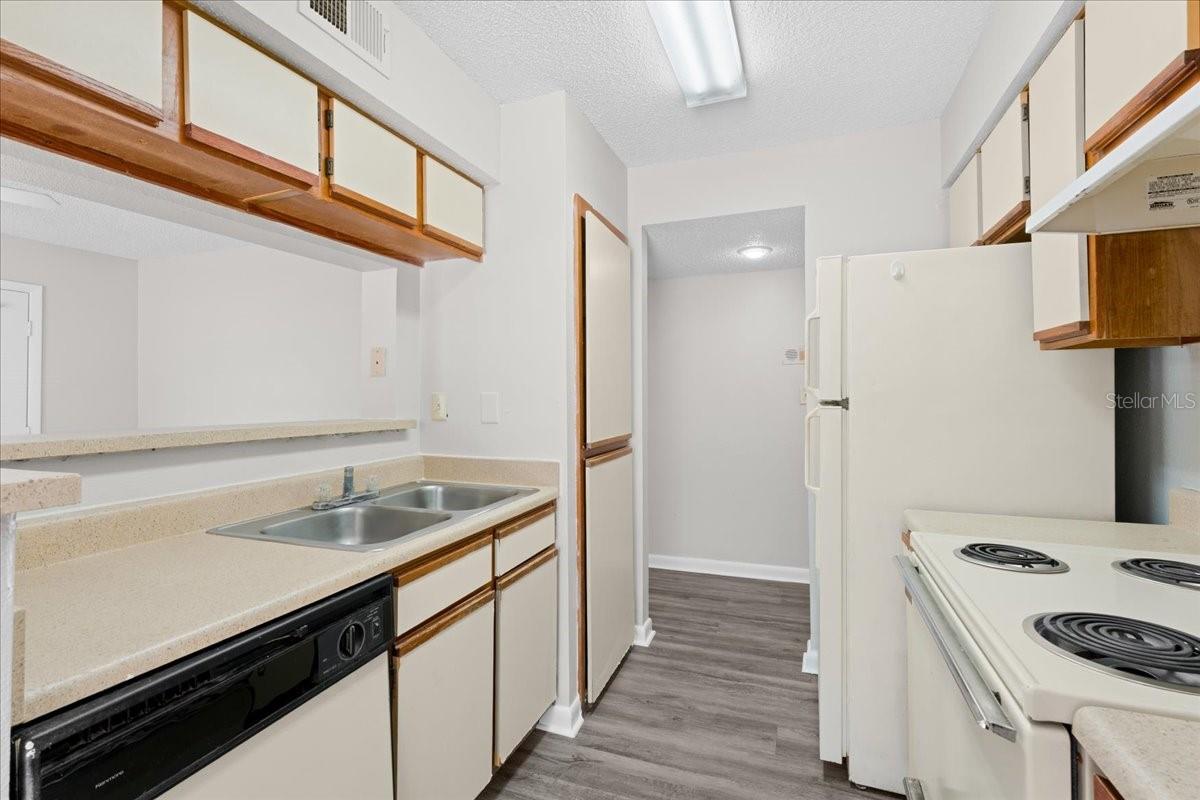 8641 FANCY FINCH DRIVE 102
