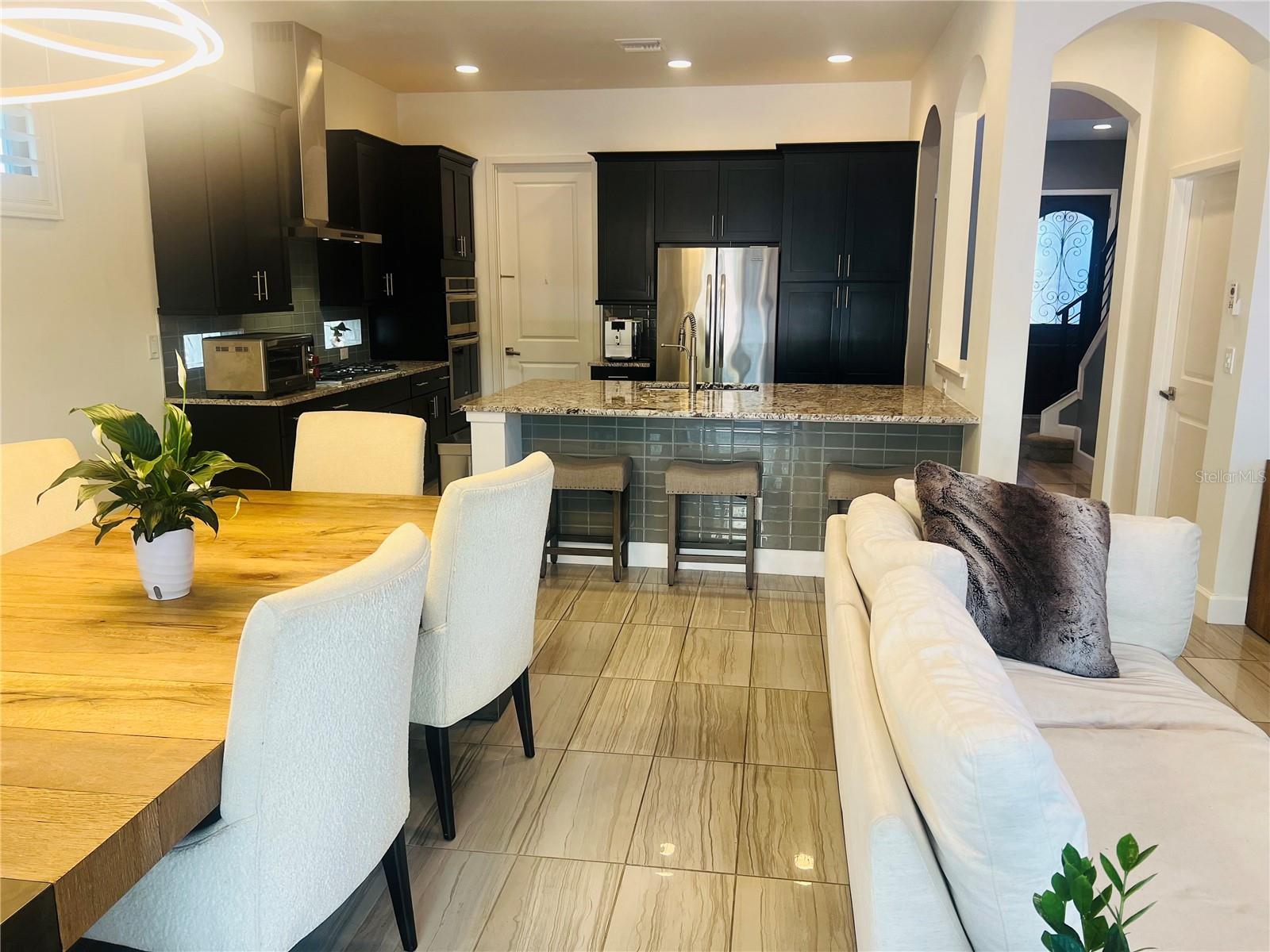 7689 TOSCANA BOULEVARD