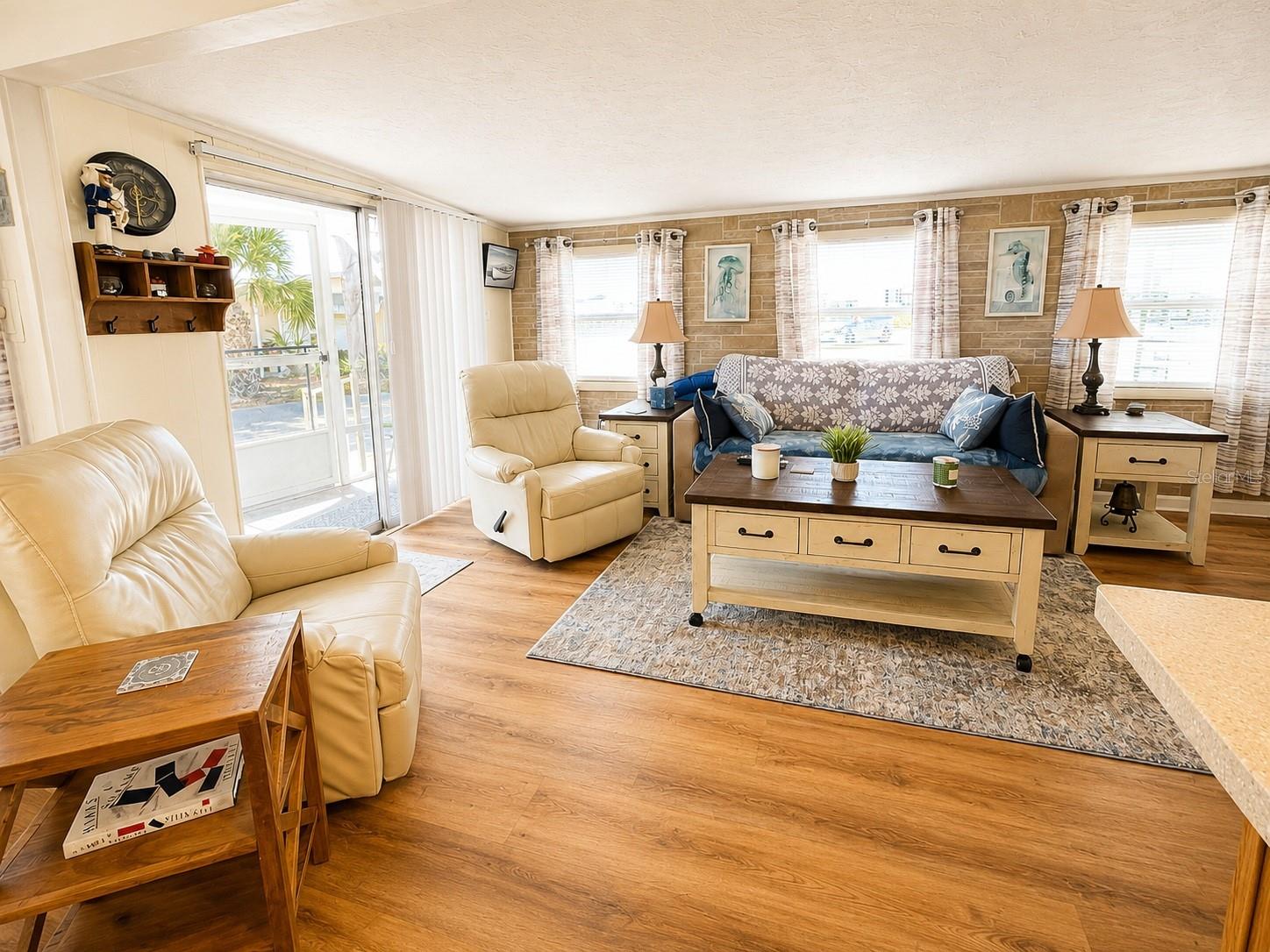 TRAILER ESTATES - Residential