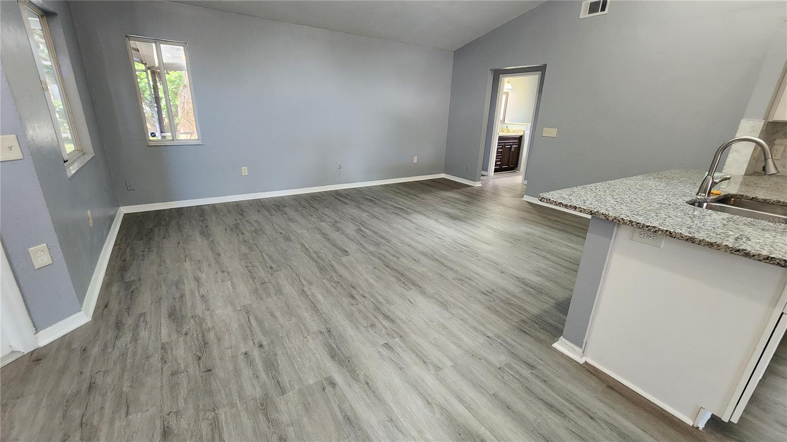 300 SUN OAKS COURT