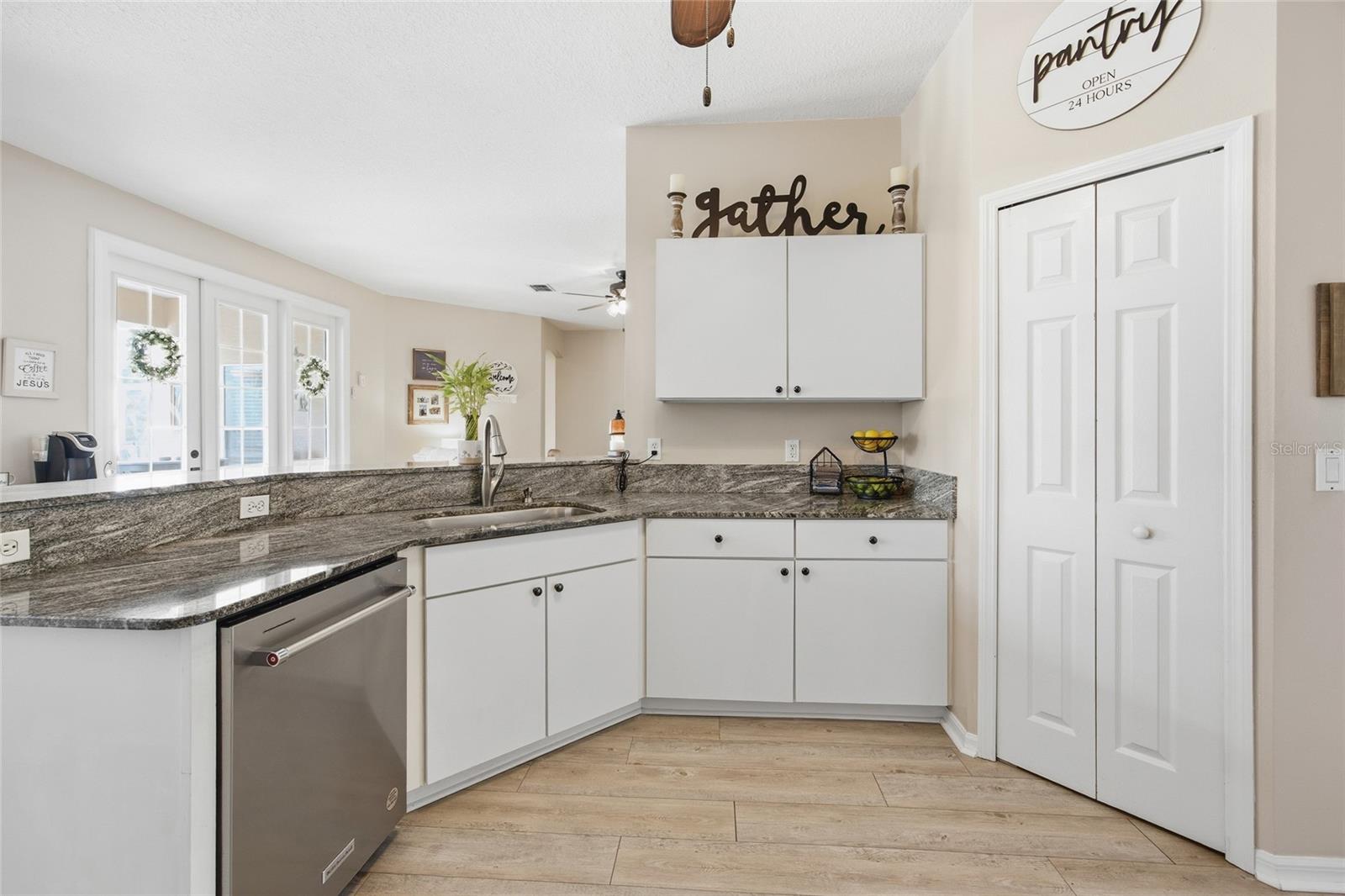 KINGSLAND COUNTRY ESTATE - Residential