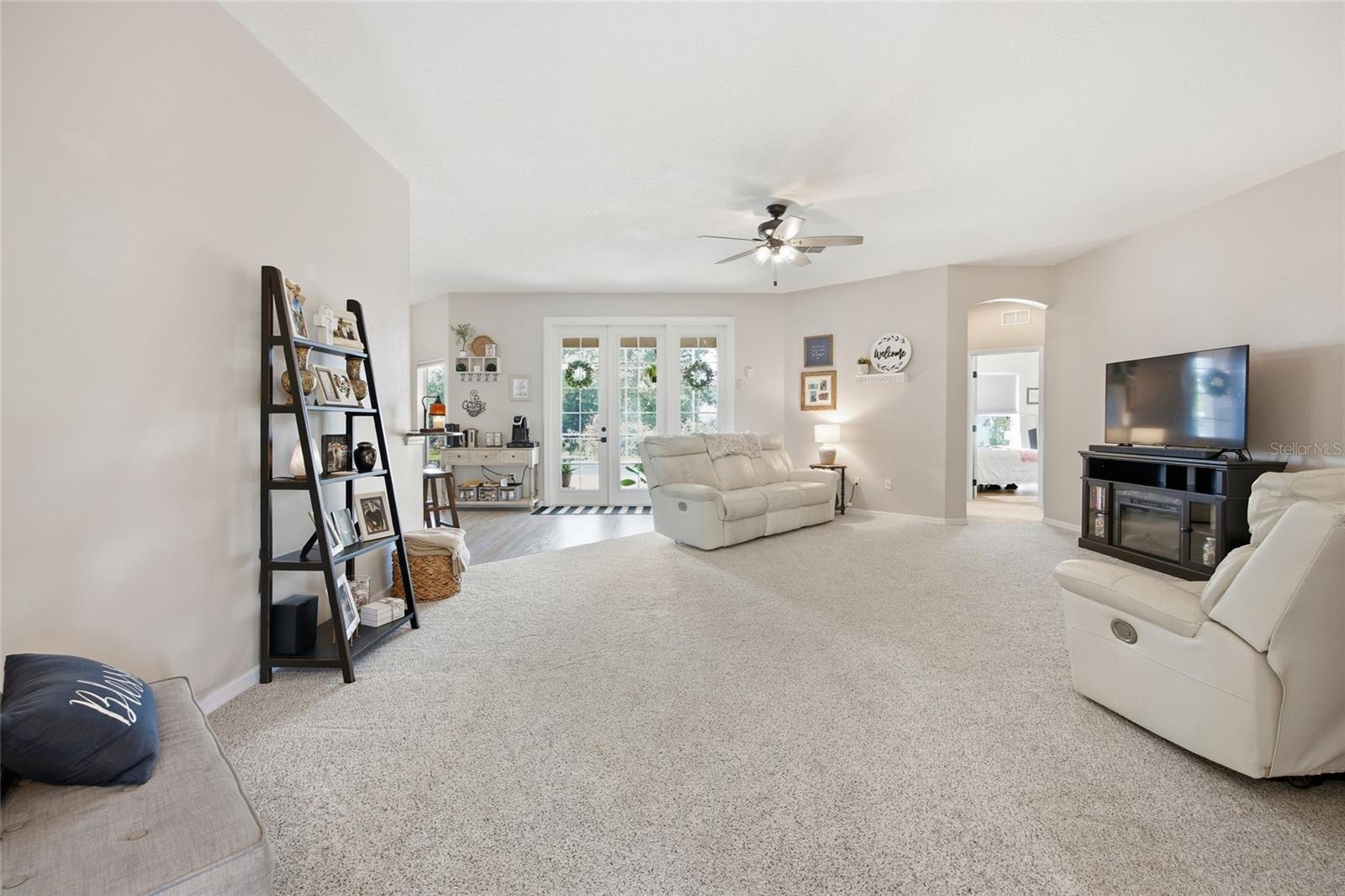 KINGSLAND COUNTRY ESTATE - Residential