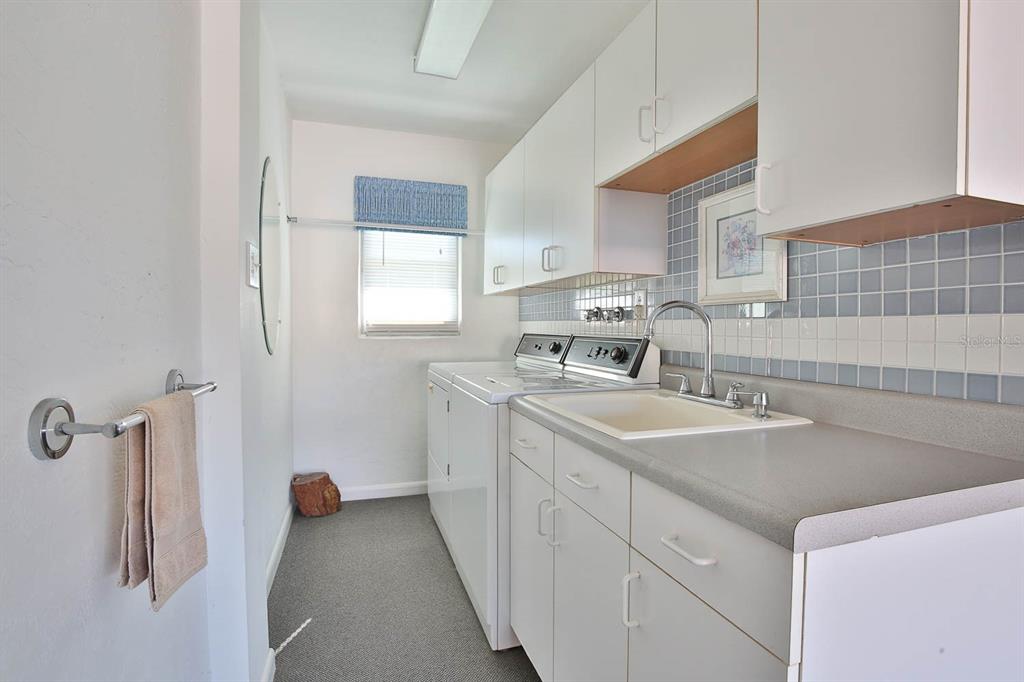 GULF GATE WOODS - Residential