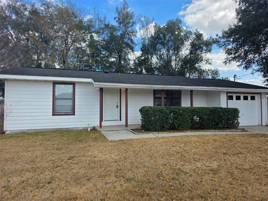 Photo of 4615 NW 44th Court, Ocala, FL 34482 (MLS # OM720621)