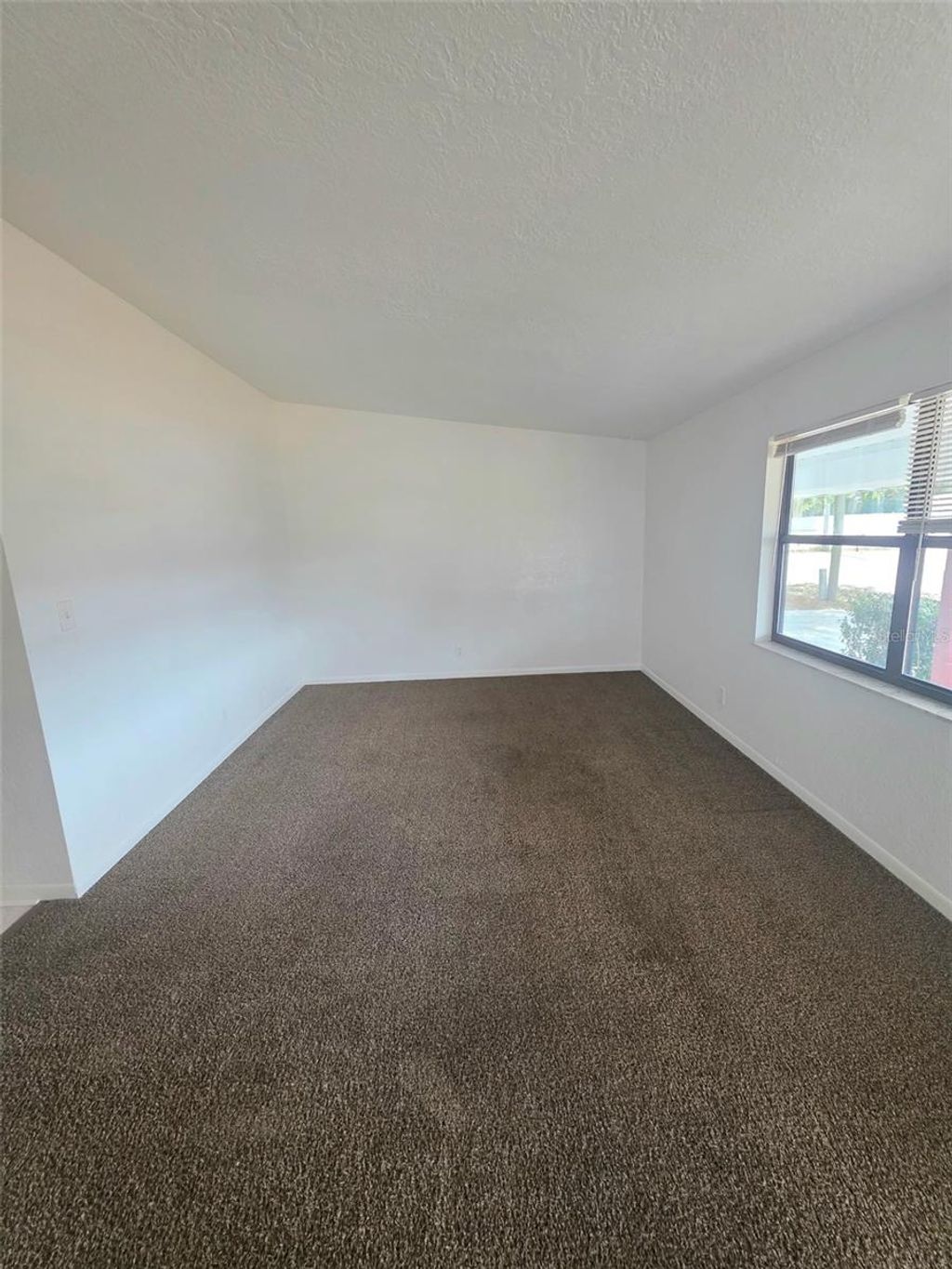 Photo of 4615 NW 44th Court, Ocala, FL 34482 (MLS # OM720621)