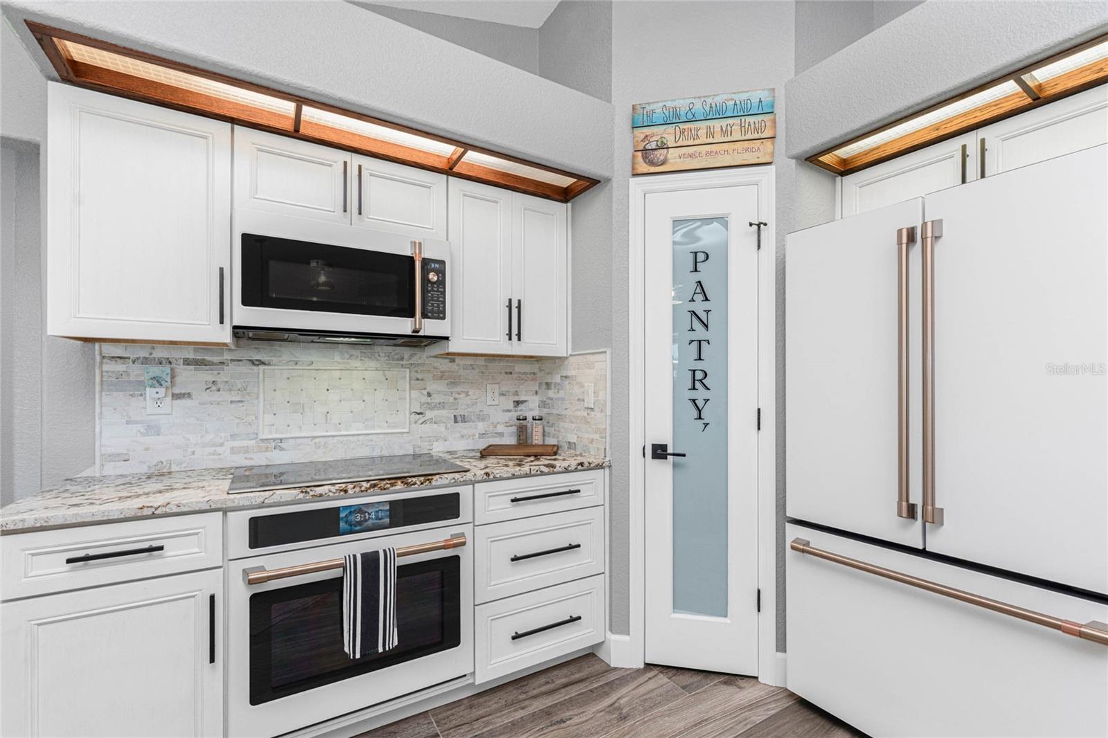 ROTONDA WEST RPB 000 0000 0770 - Residential