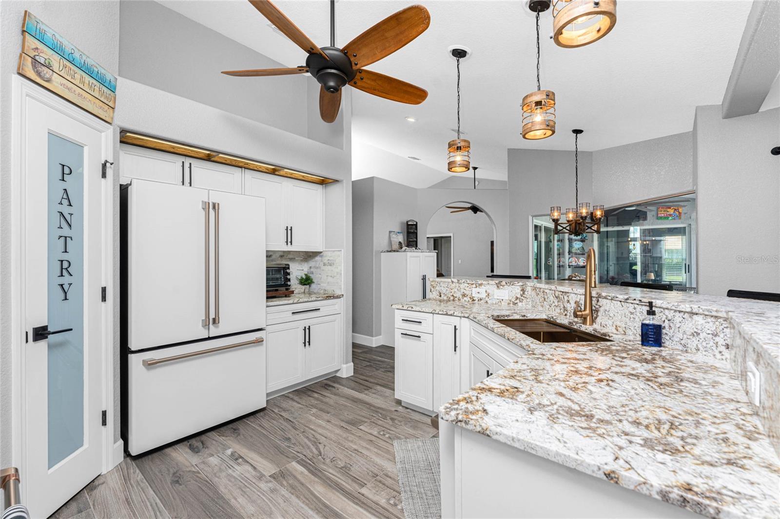 ROTONDA WEST RPB 000 0000 0770 - Residential