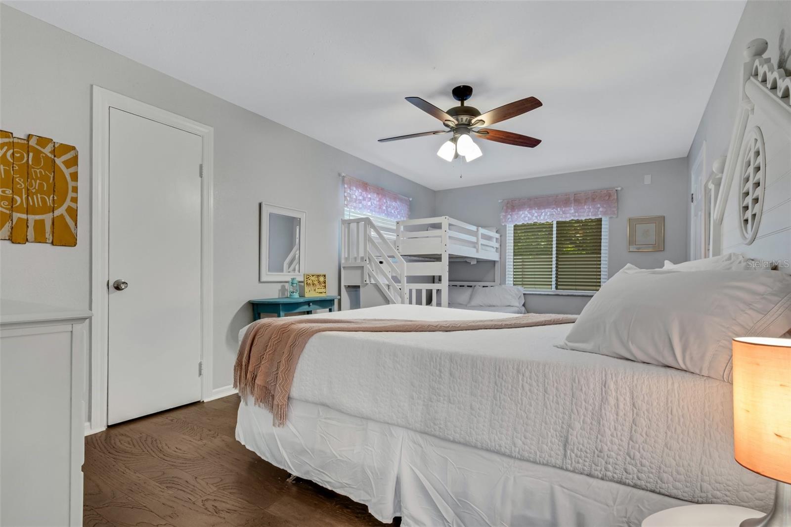 FOSTERS SUB - Residential