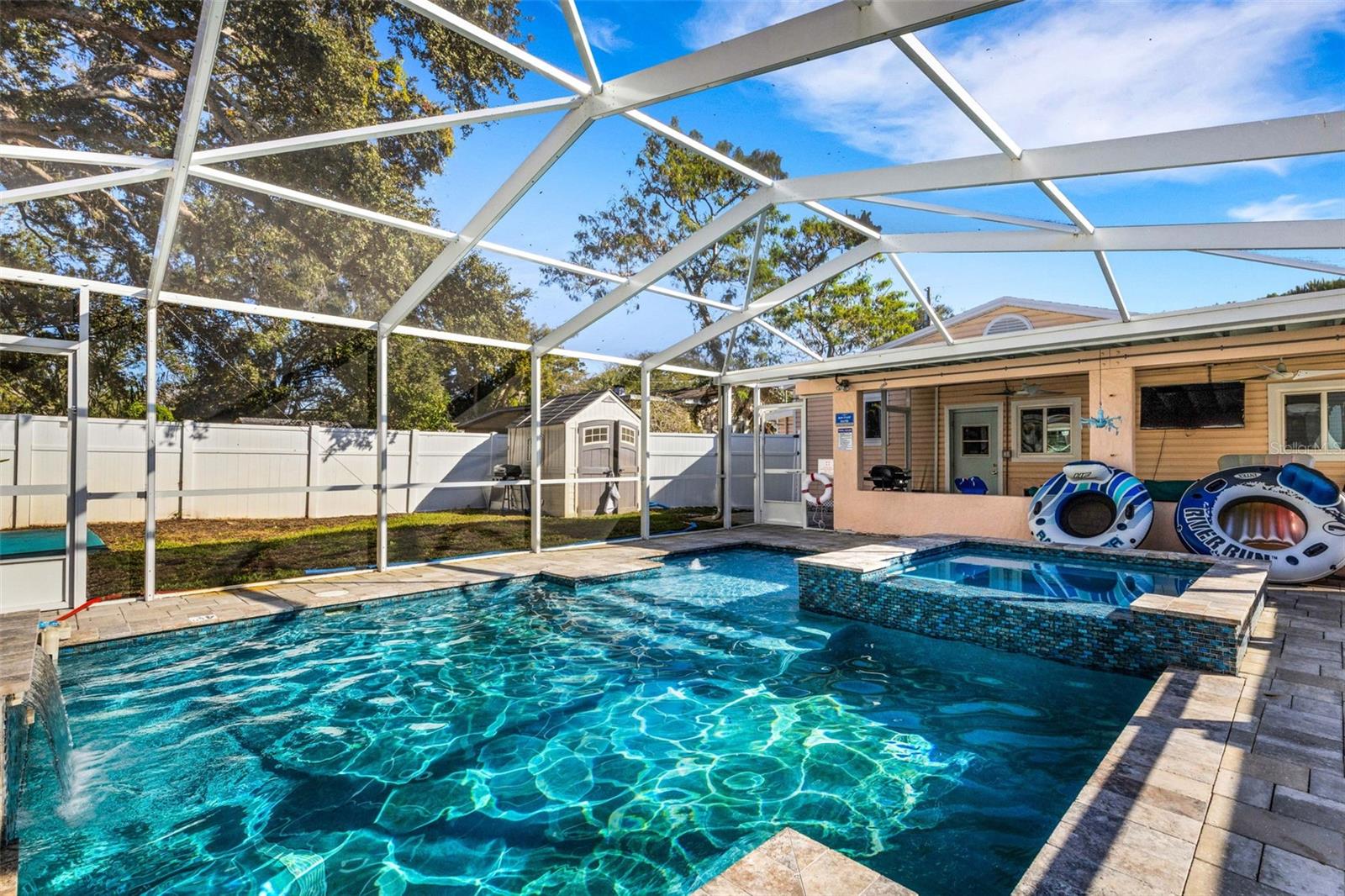 FOSTERS SUB - Residential