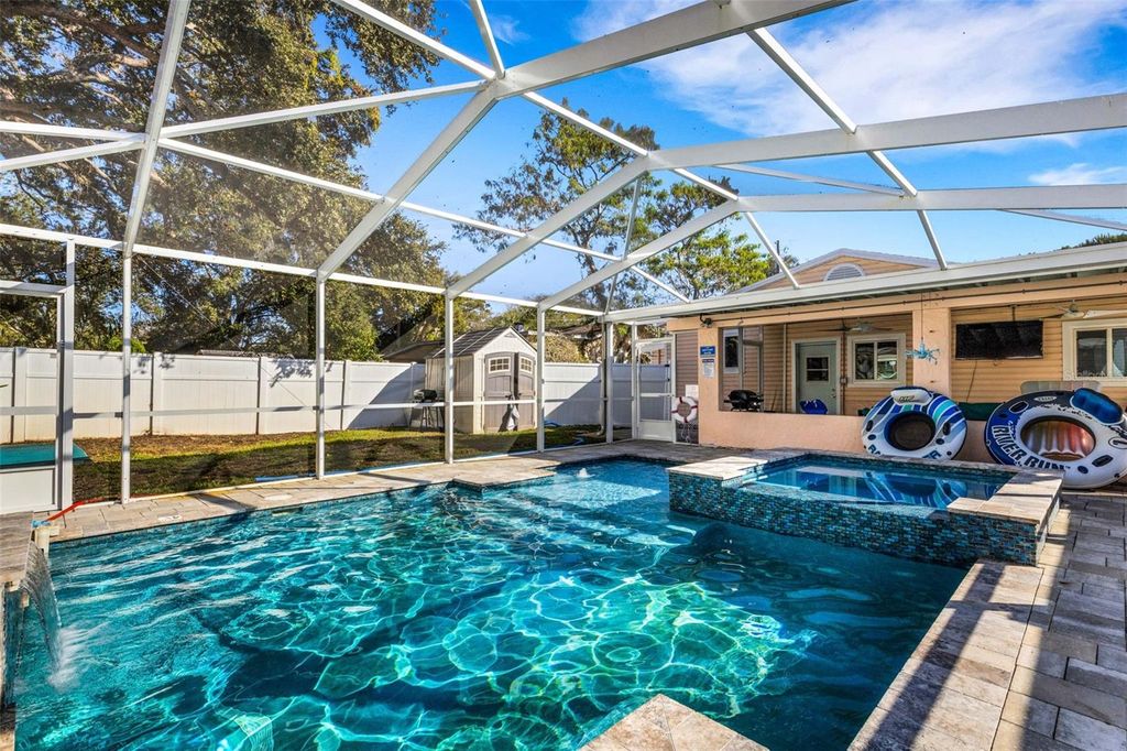 Photo of 1600 Loretta Avenue NW, Largo, FL 33770 (MLS # TB8454279)