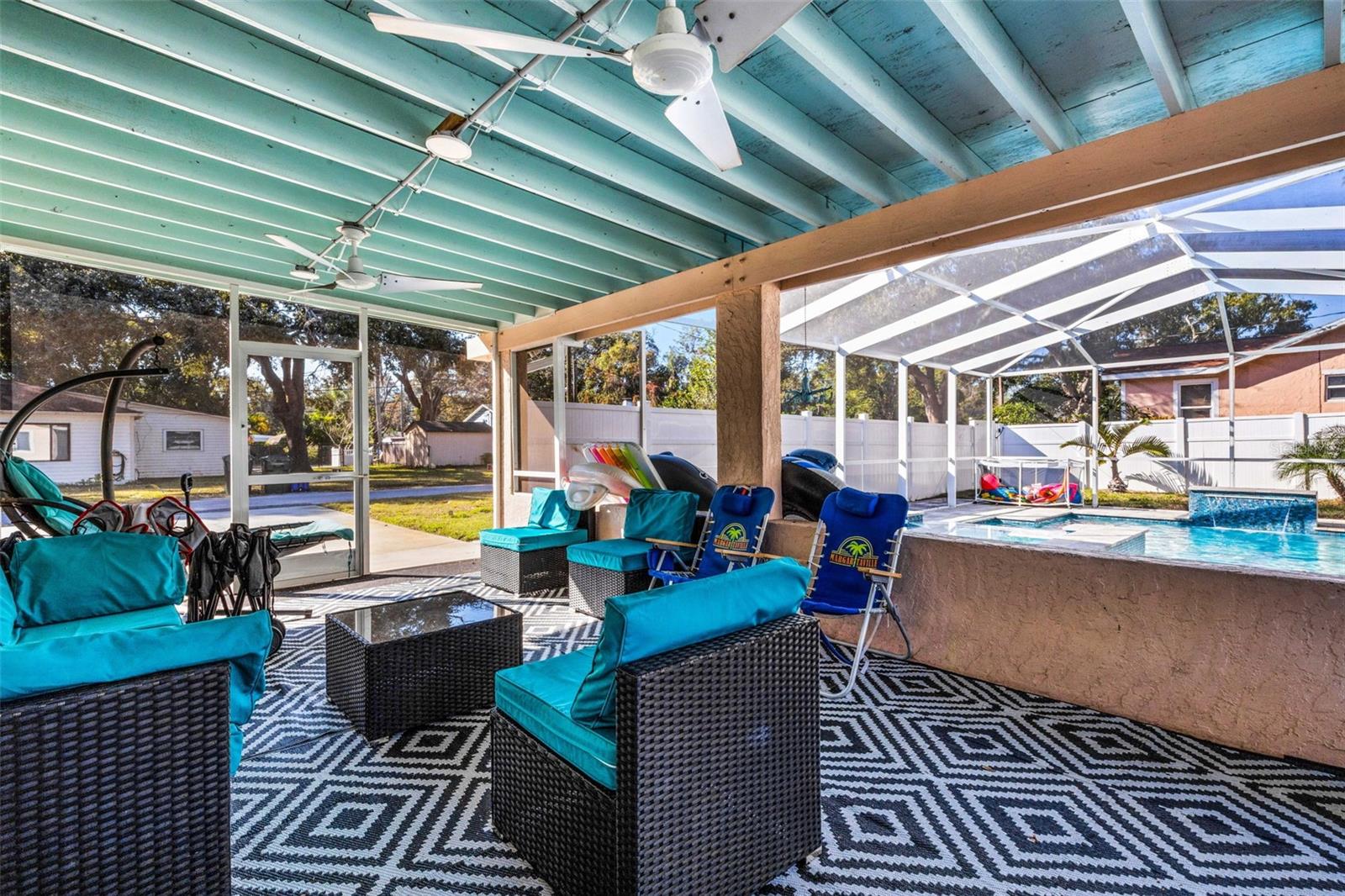 FOSTERS SUB - Residential