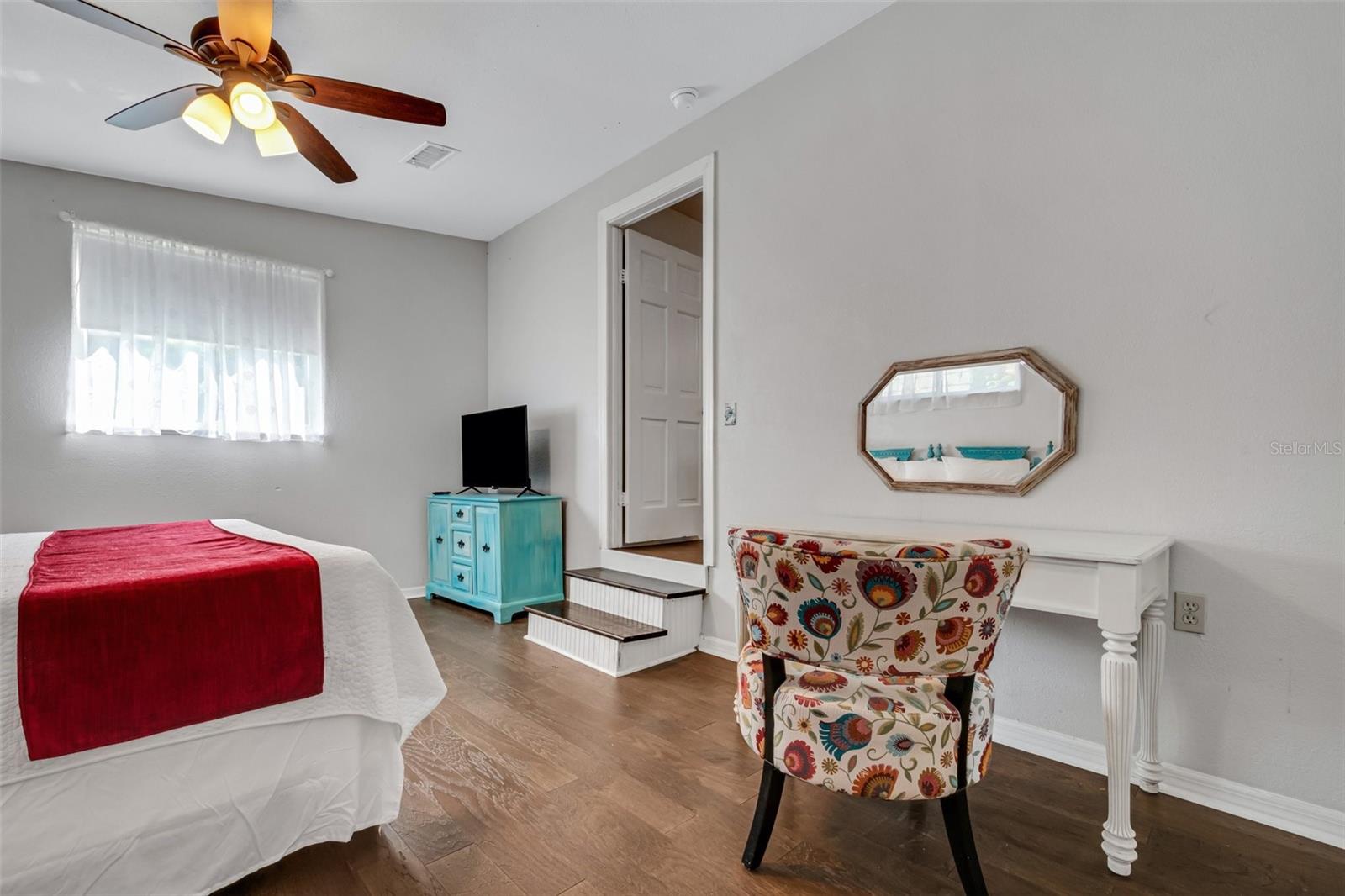 FOSTERS SUB - Residential