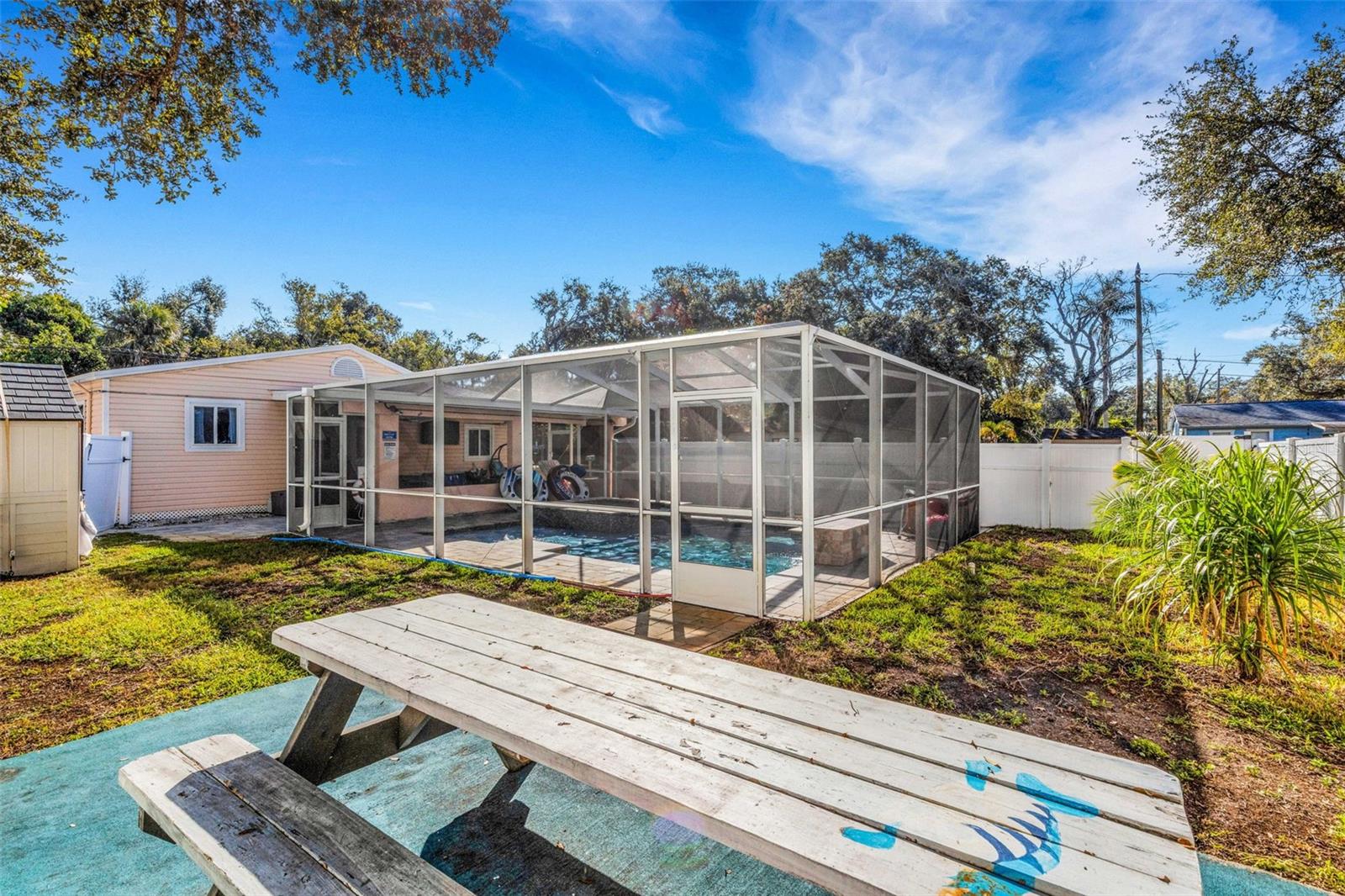 FOSTERS SUB - Residential