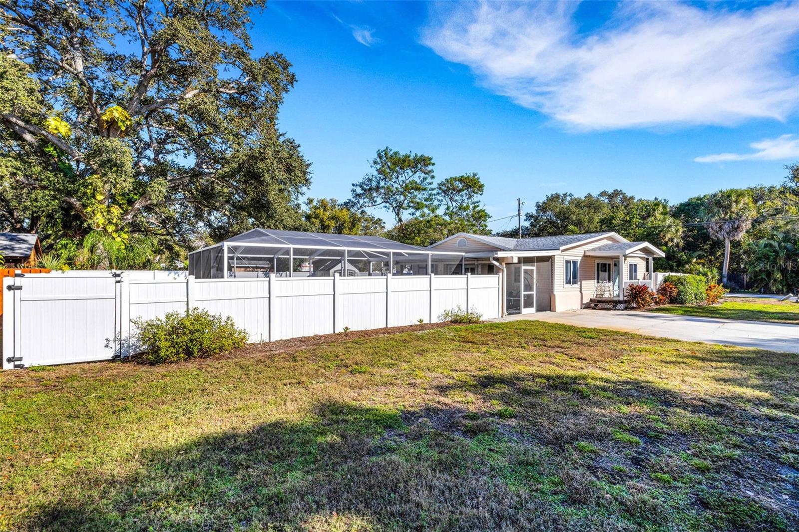 FOSTERS SUB - Residential