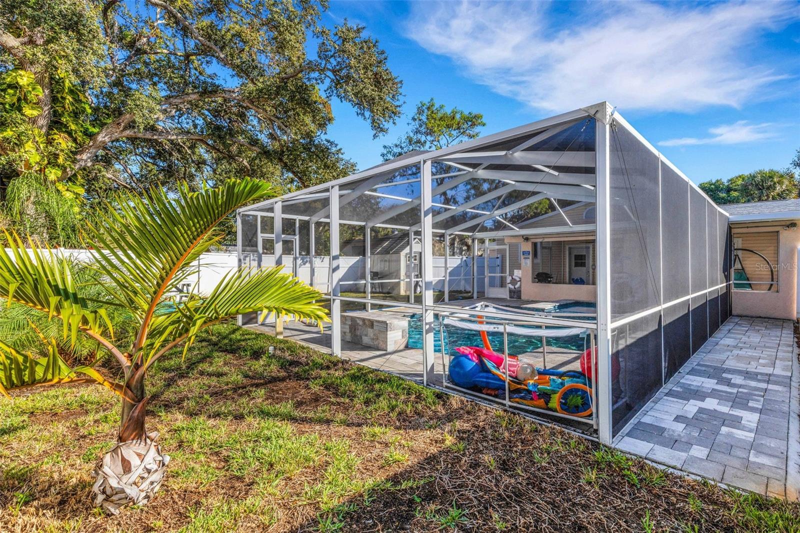 FOSTERS SUB - Residential