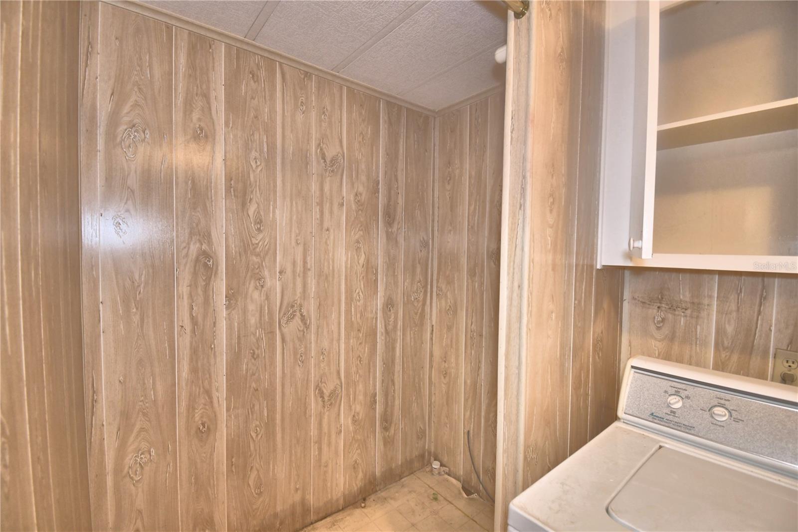 OAKWOOD ESTATES - Residential