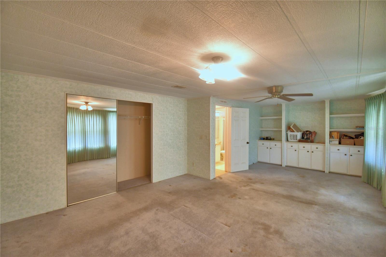 OAKWOOD ESTATES - Residential