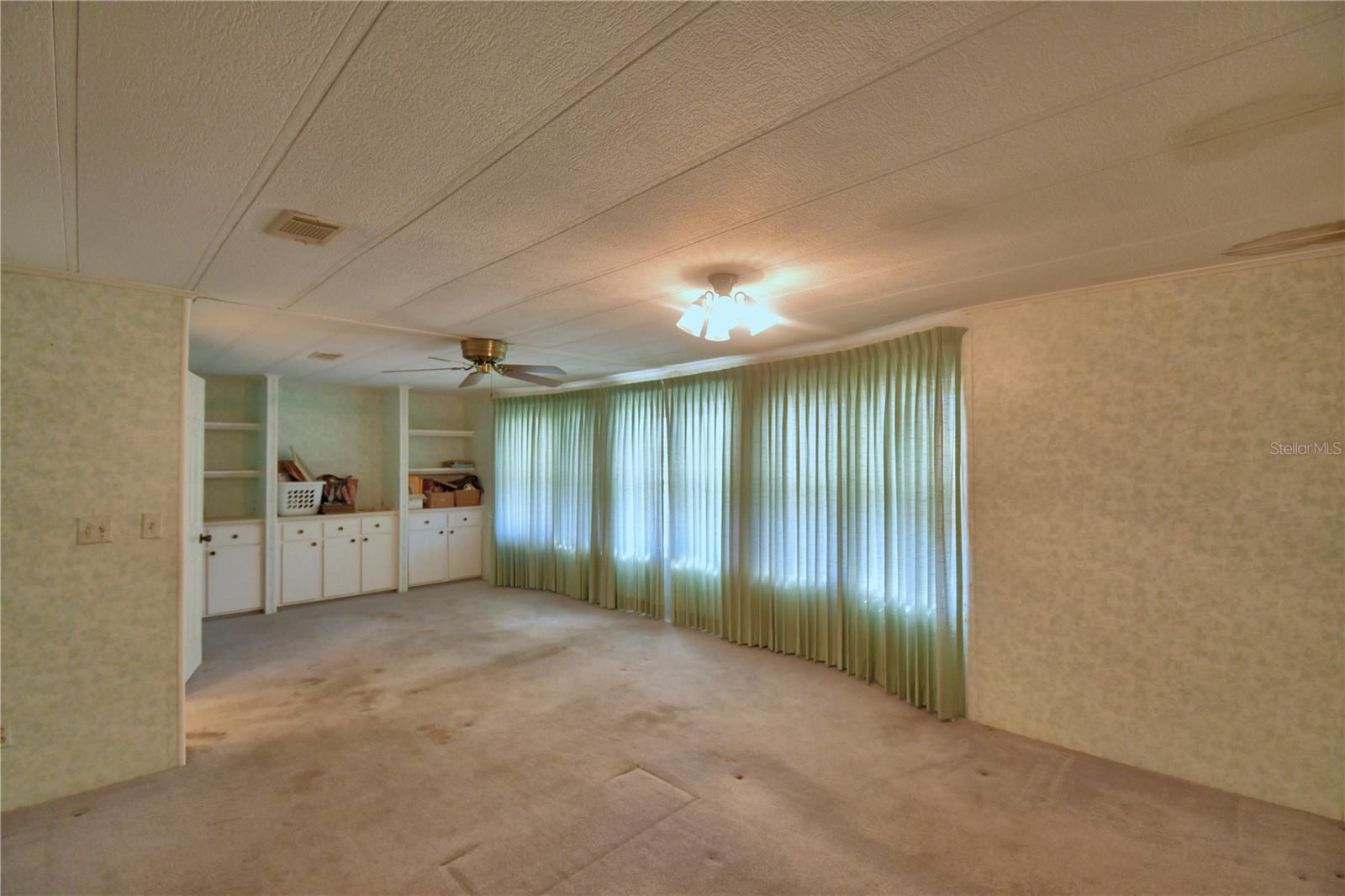 OAKWOOD ESTATES - Residential