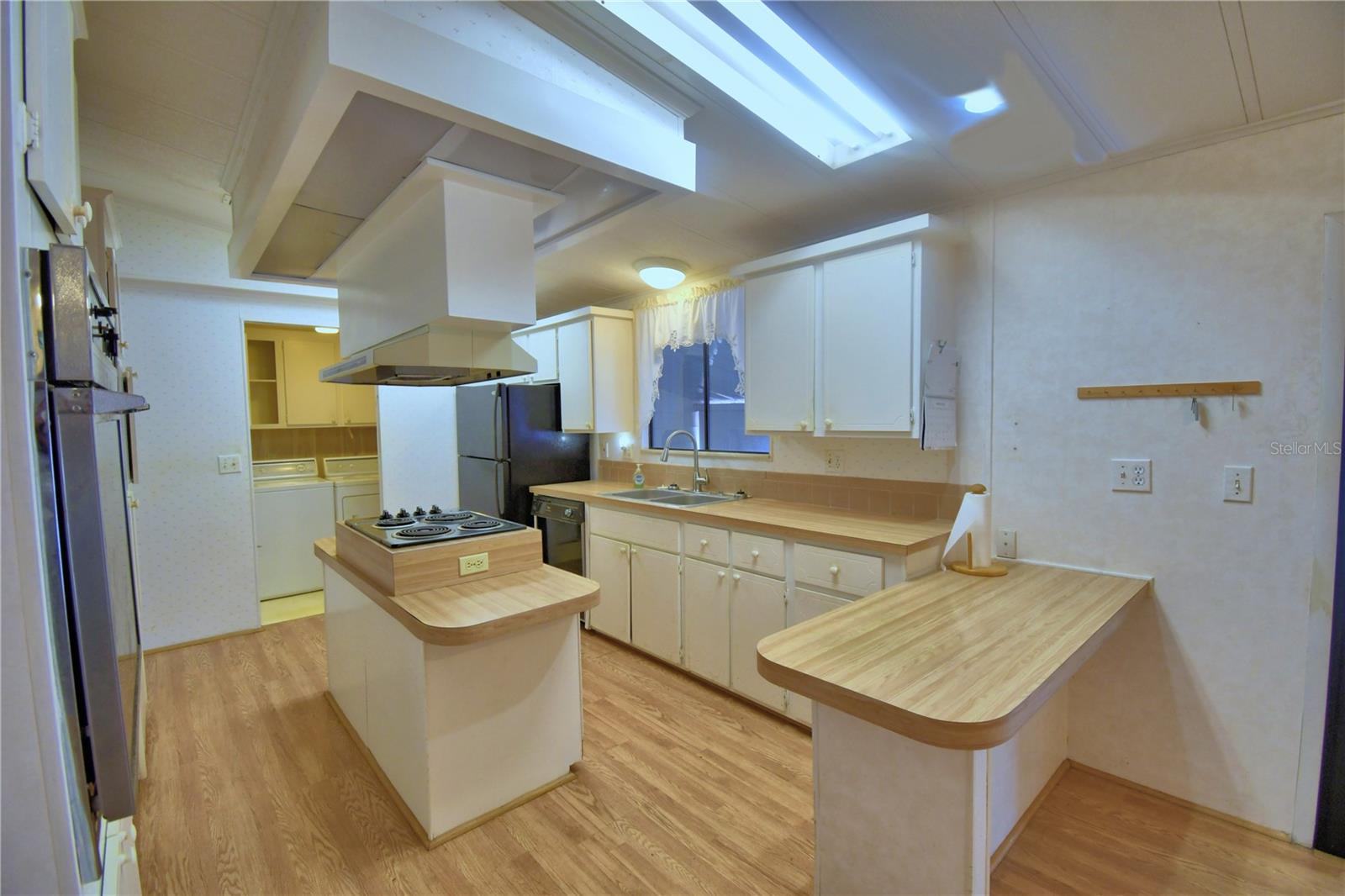 OAKWOOD ESTATES - Residential