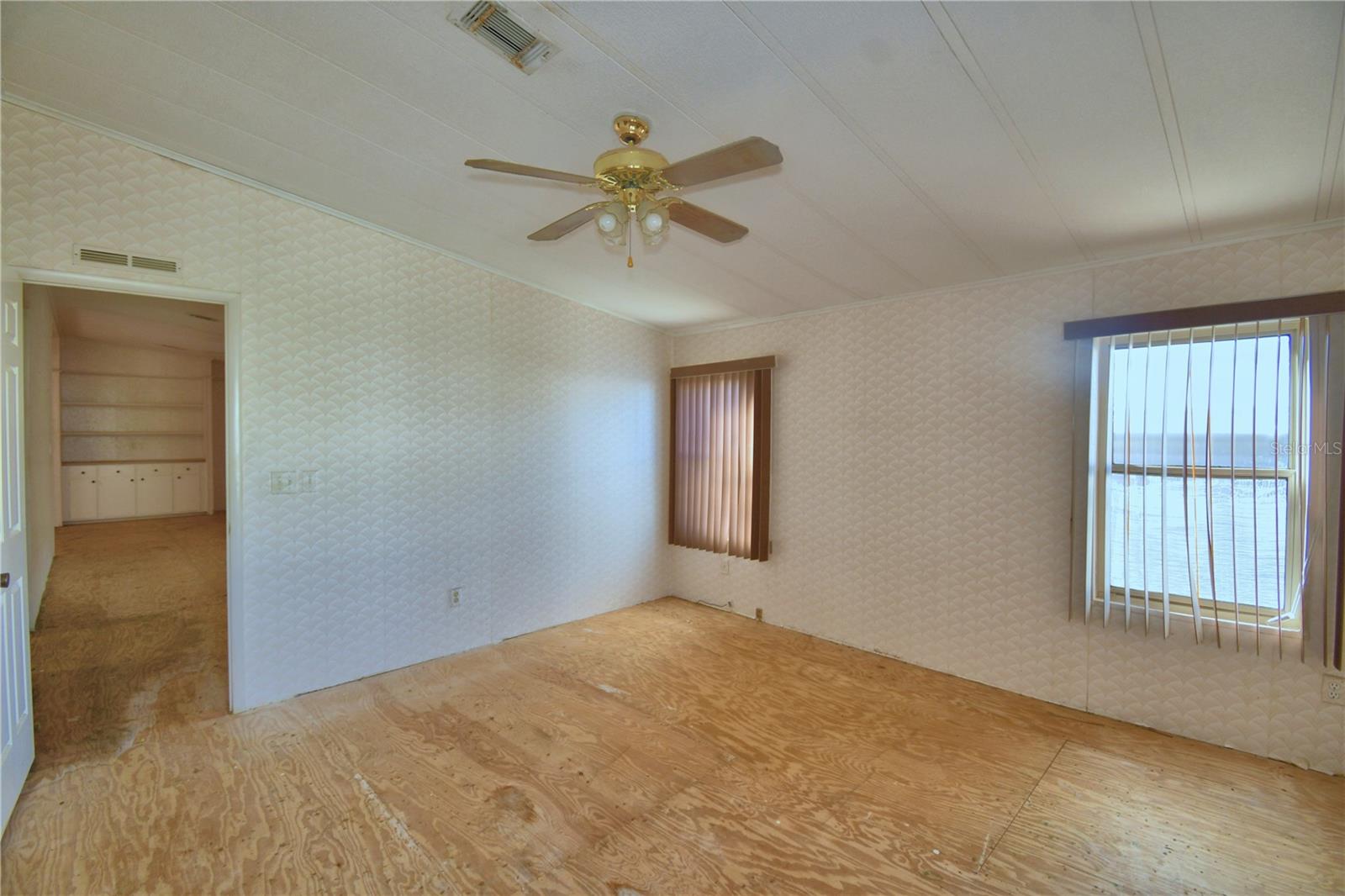 OAKWOOD ESTATES - Residential