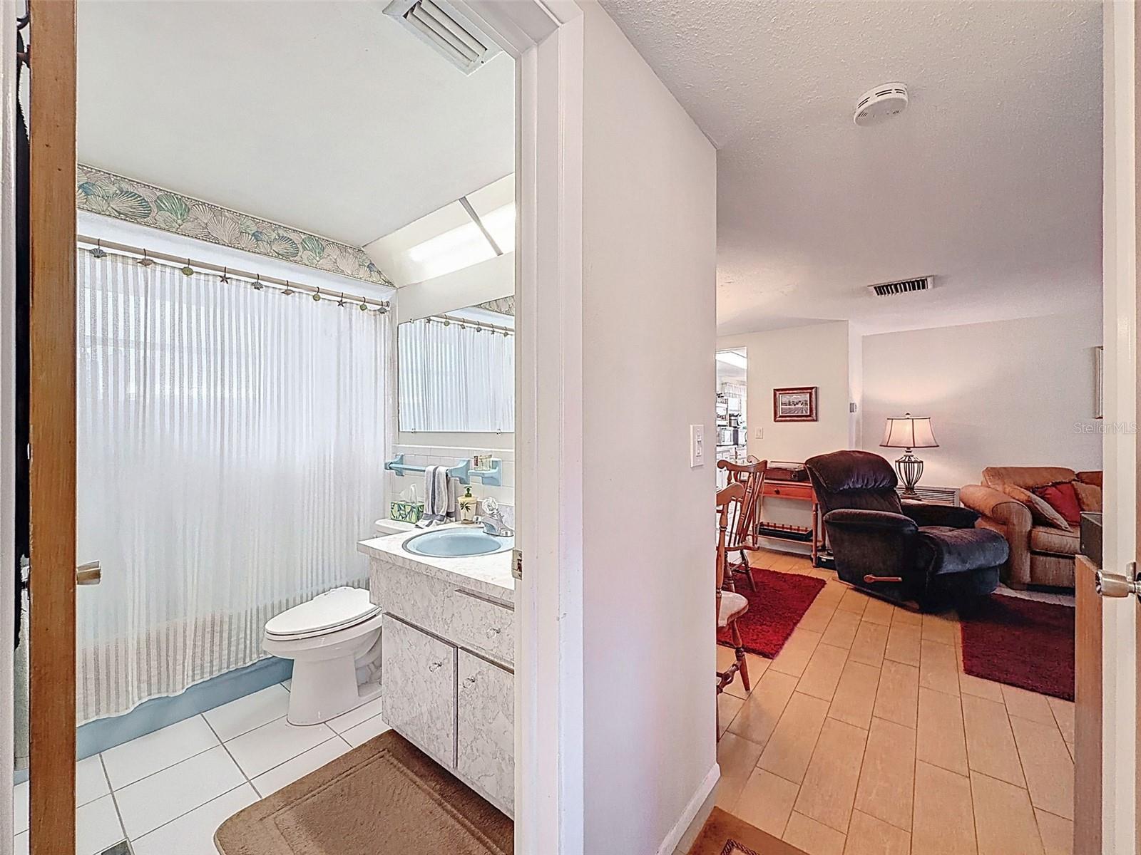 FOREST HILLS - Residential