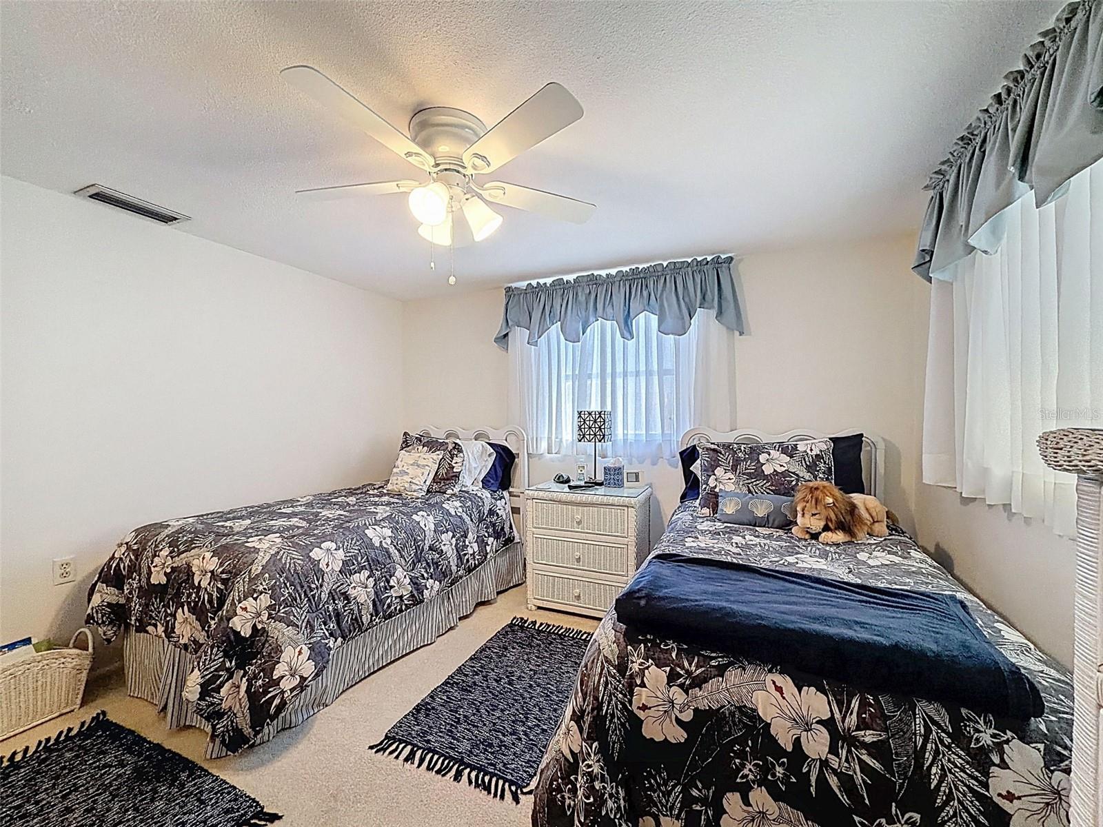 FOREST HILLS - Residential