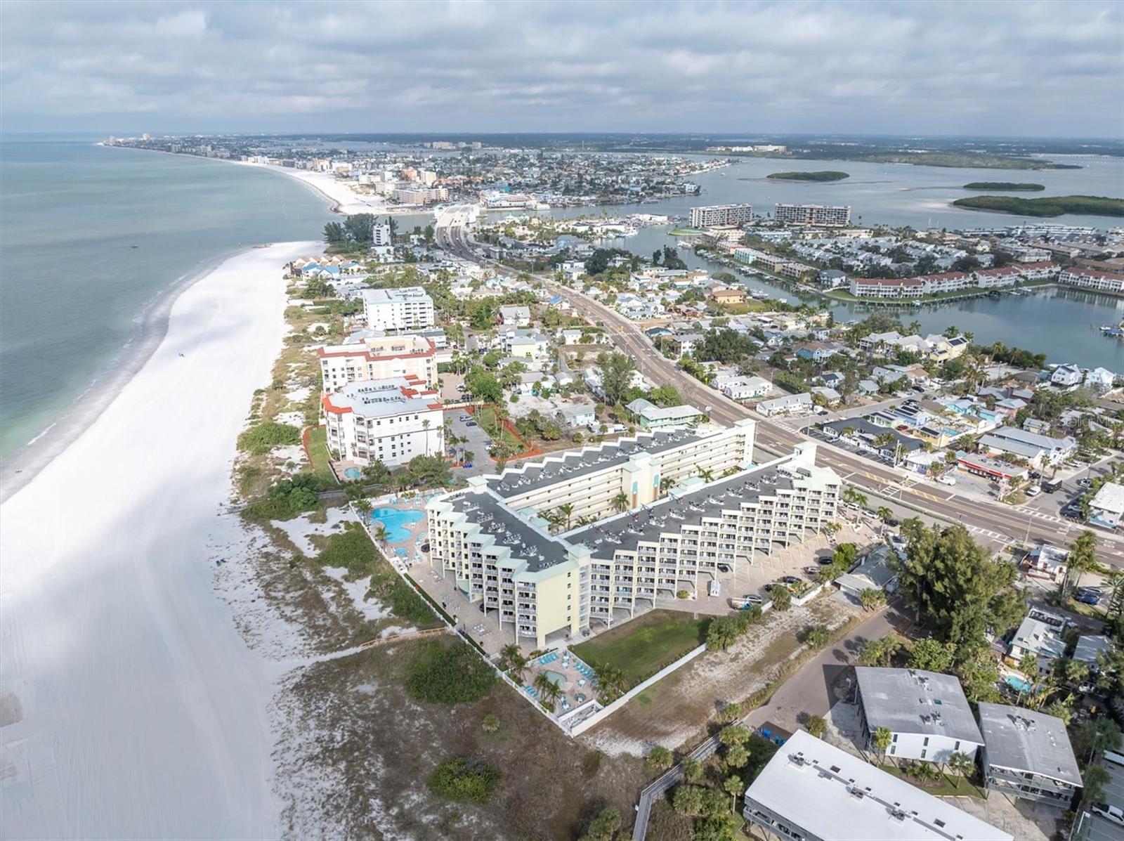 SUNSET VISTAS CONDO HOTEL ON THE GULF - Residential
