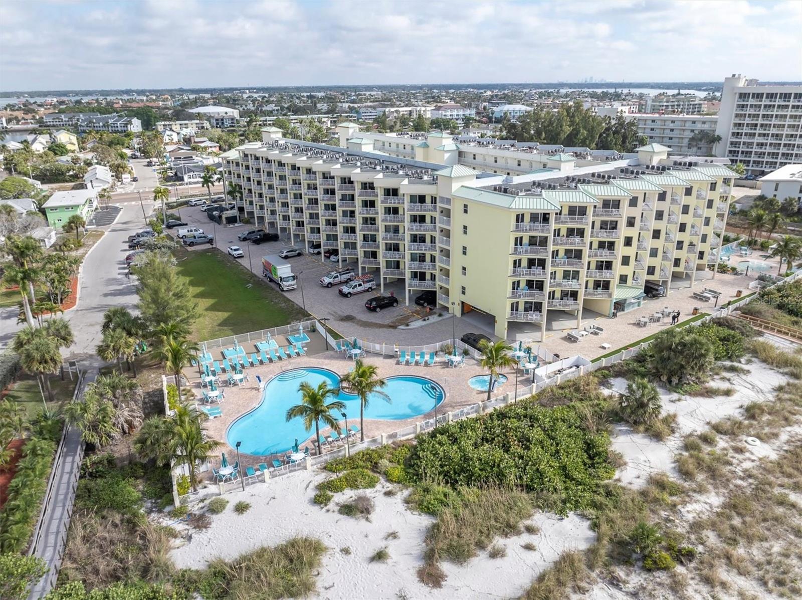 SUNSET VISTAS CONDO HOTEL ON THE GULF - Residential