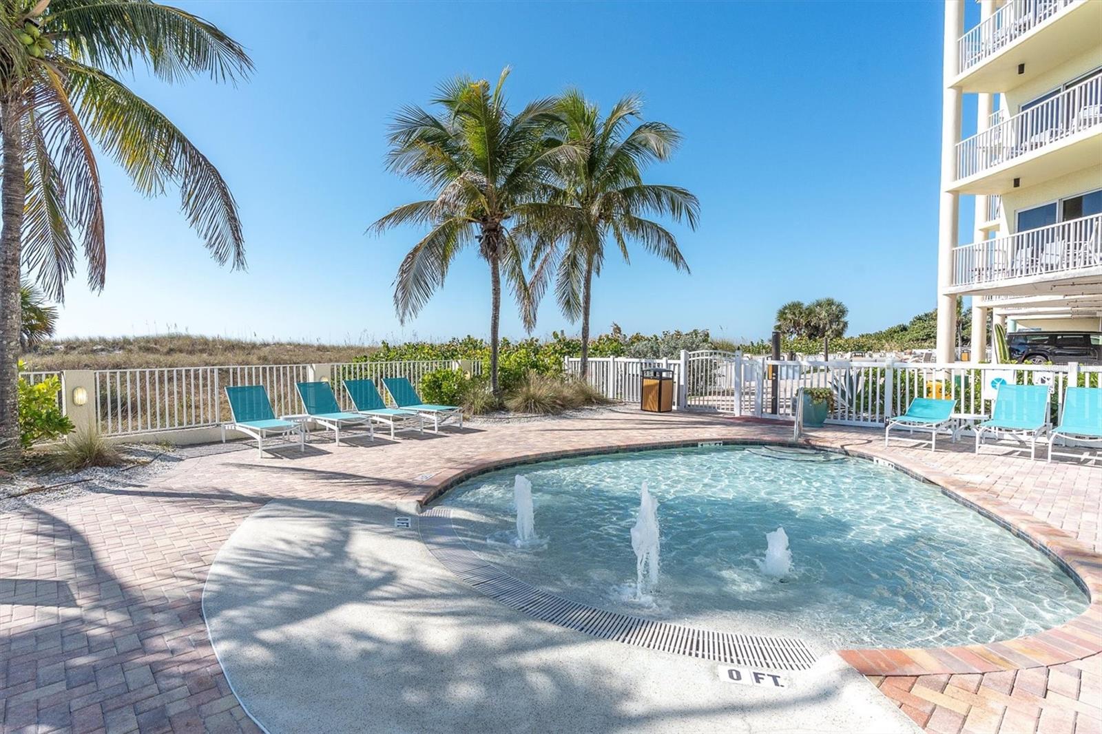 SUNSET VISTAS CONDO HOTEL ON THE GULF - Residential